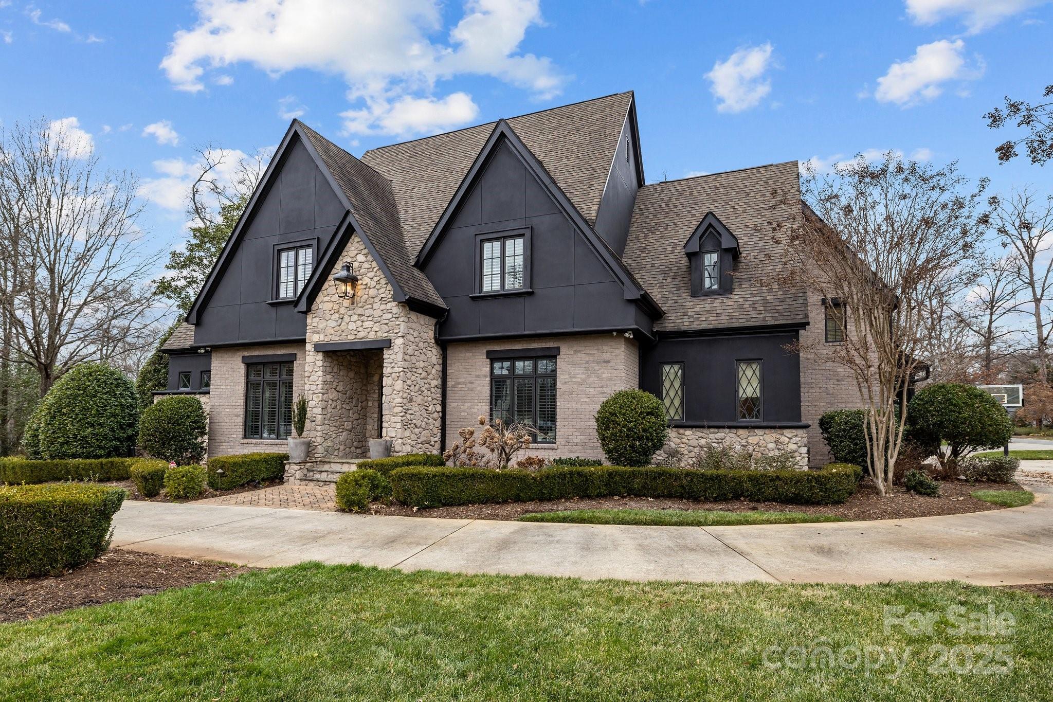 2130 Ferncliff Road
