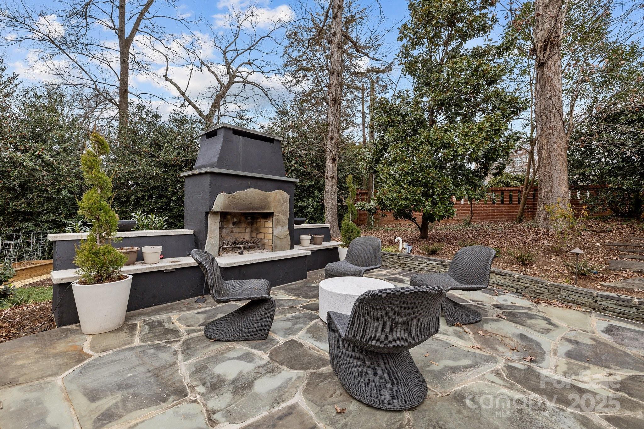 2130 Ferncliff Road