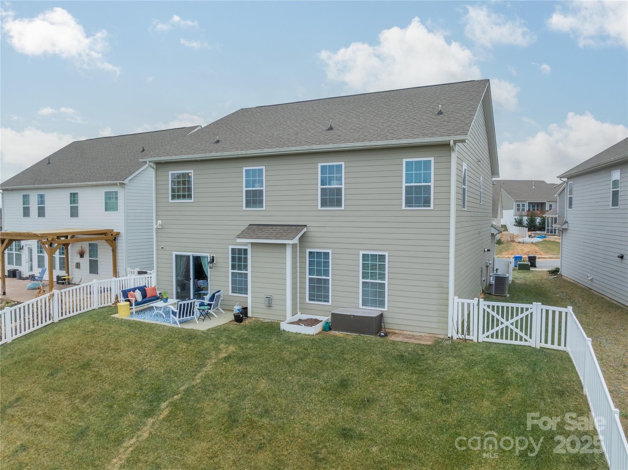 172 Longleaf Drive