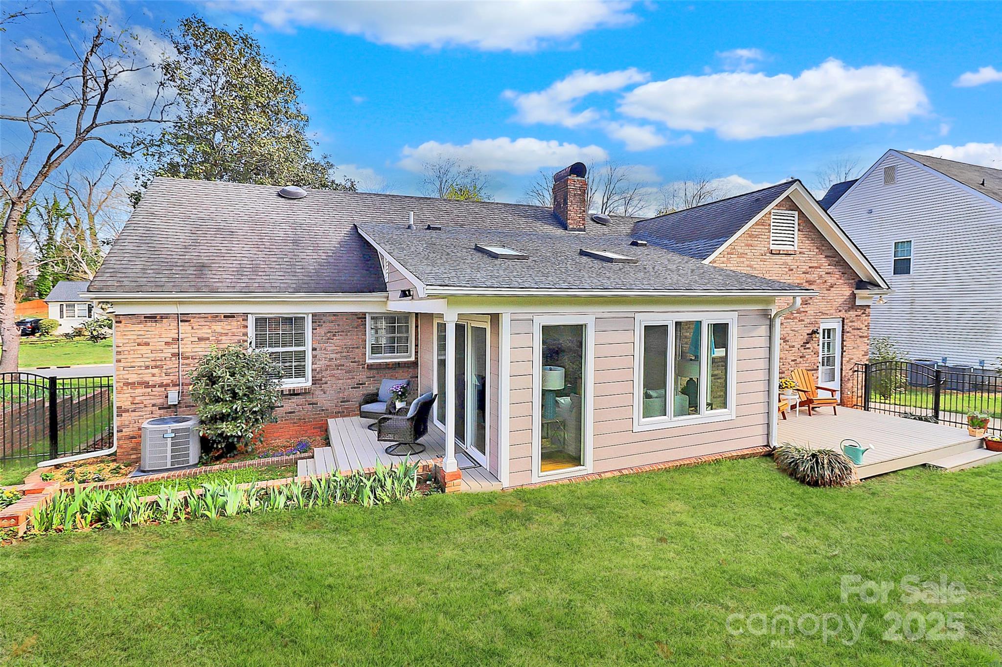 3828 Chandworth Road