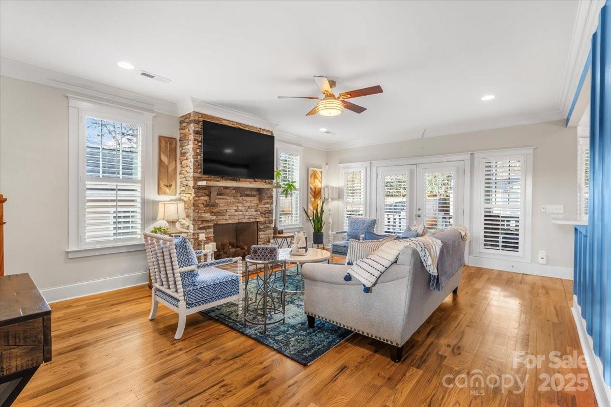2408 Rozzelles Ferry Road