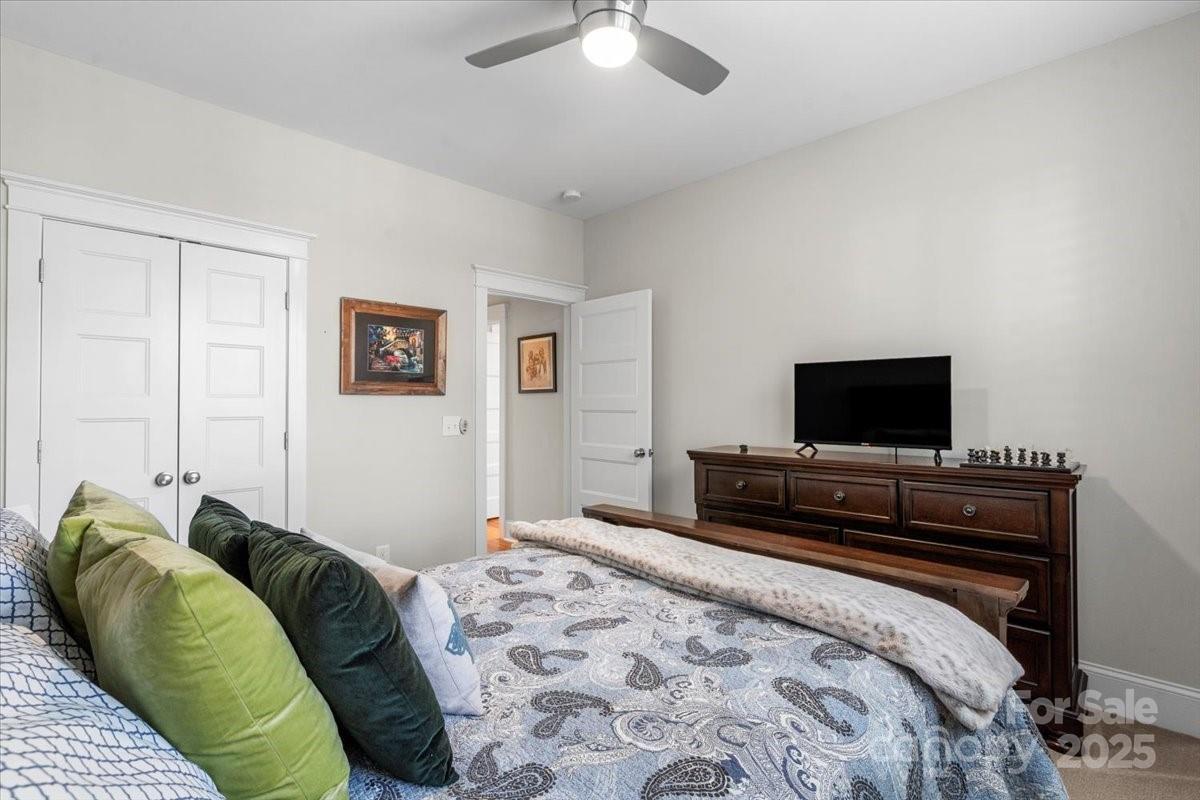 2408 Rozzelles Ferry Road