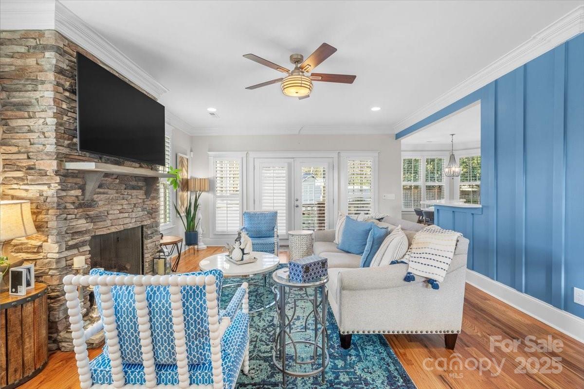2408 Rozzelles Ferry Road
