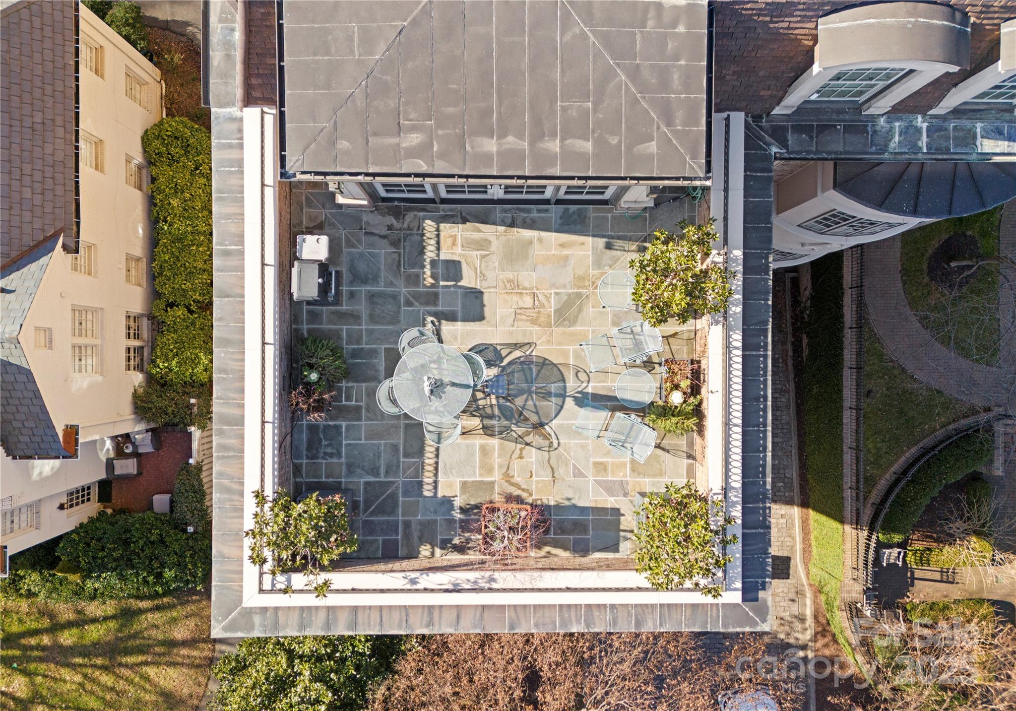 186 Cherokee Road