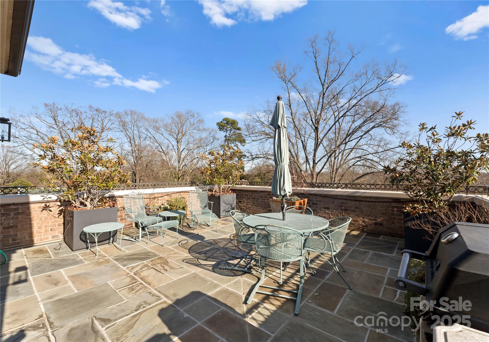 186 Cherokee Road