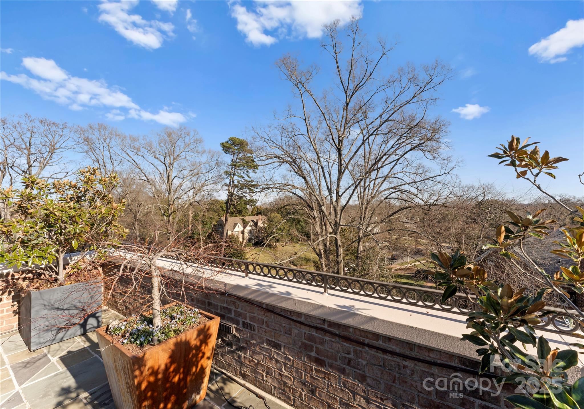 186 Cherokee Road