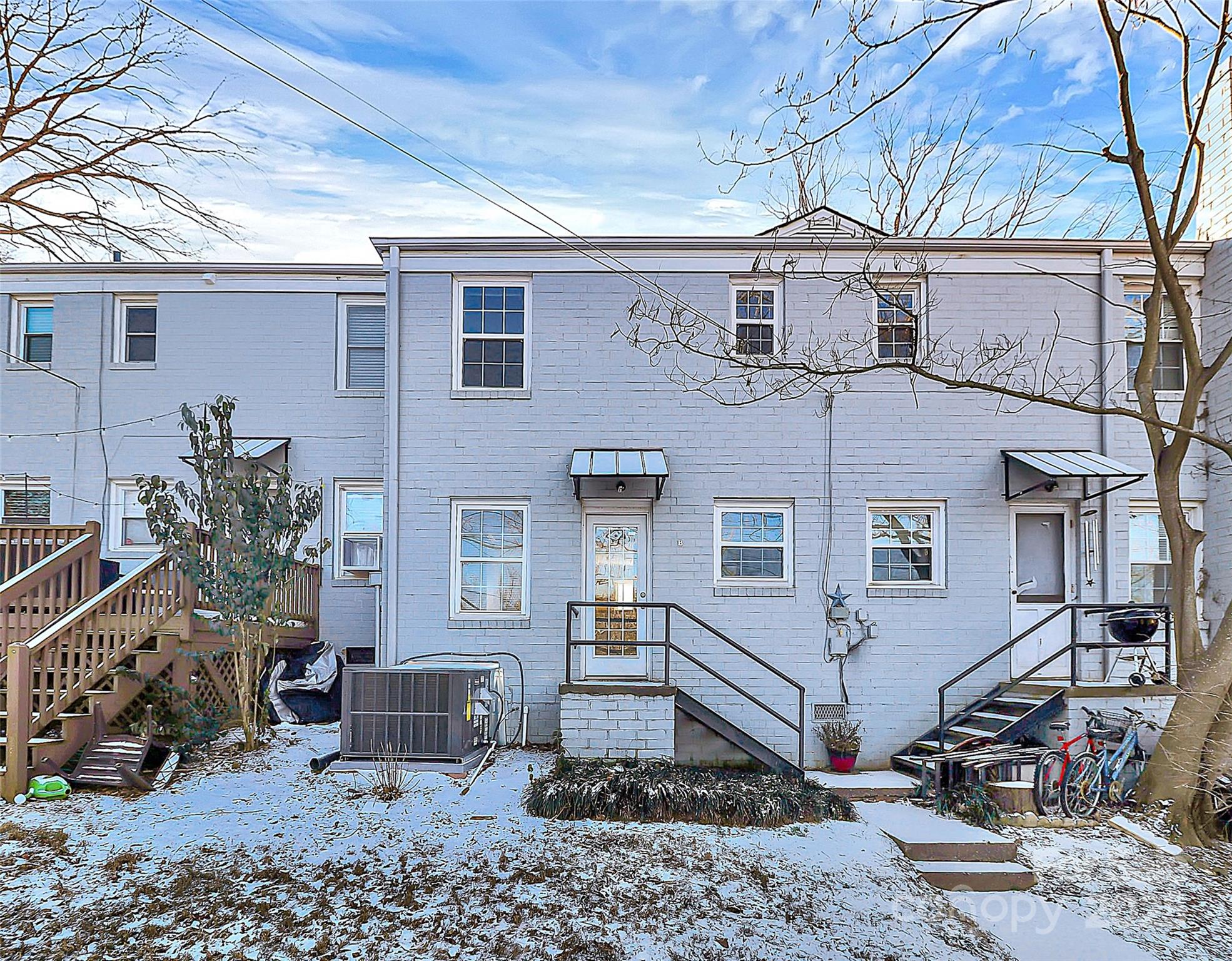 435 Wakefield Drive Unit: B