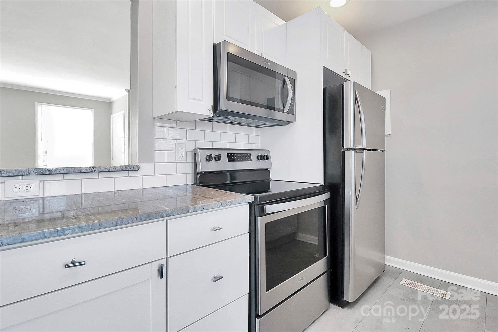 435 Wakefield Drive Unit: B