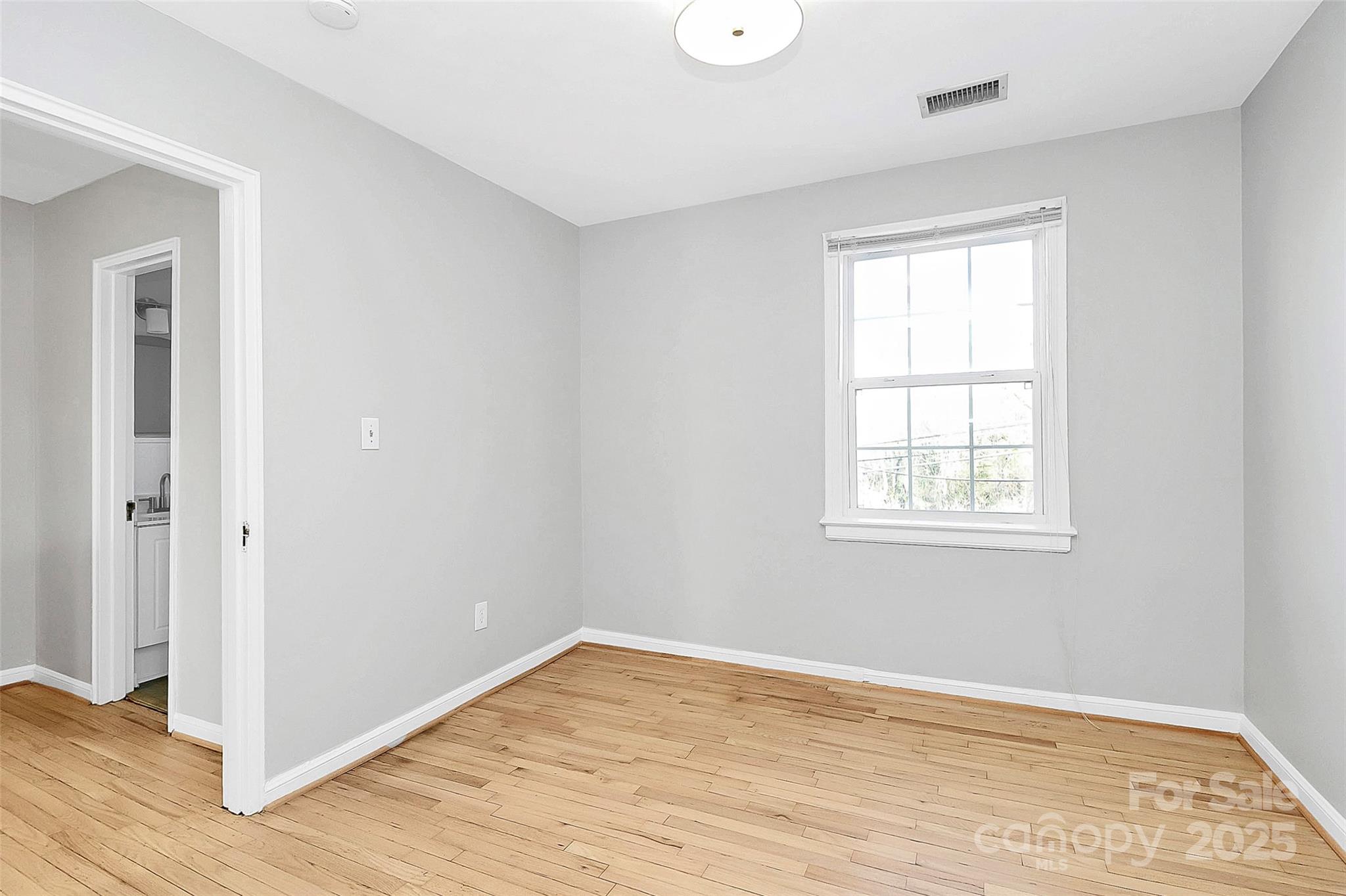 435 Wakefield Drive Unit: B