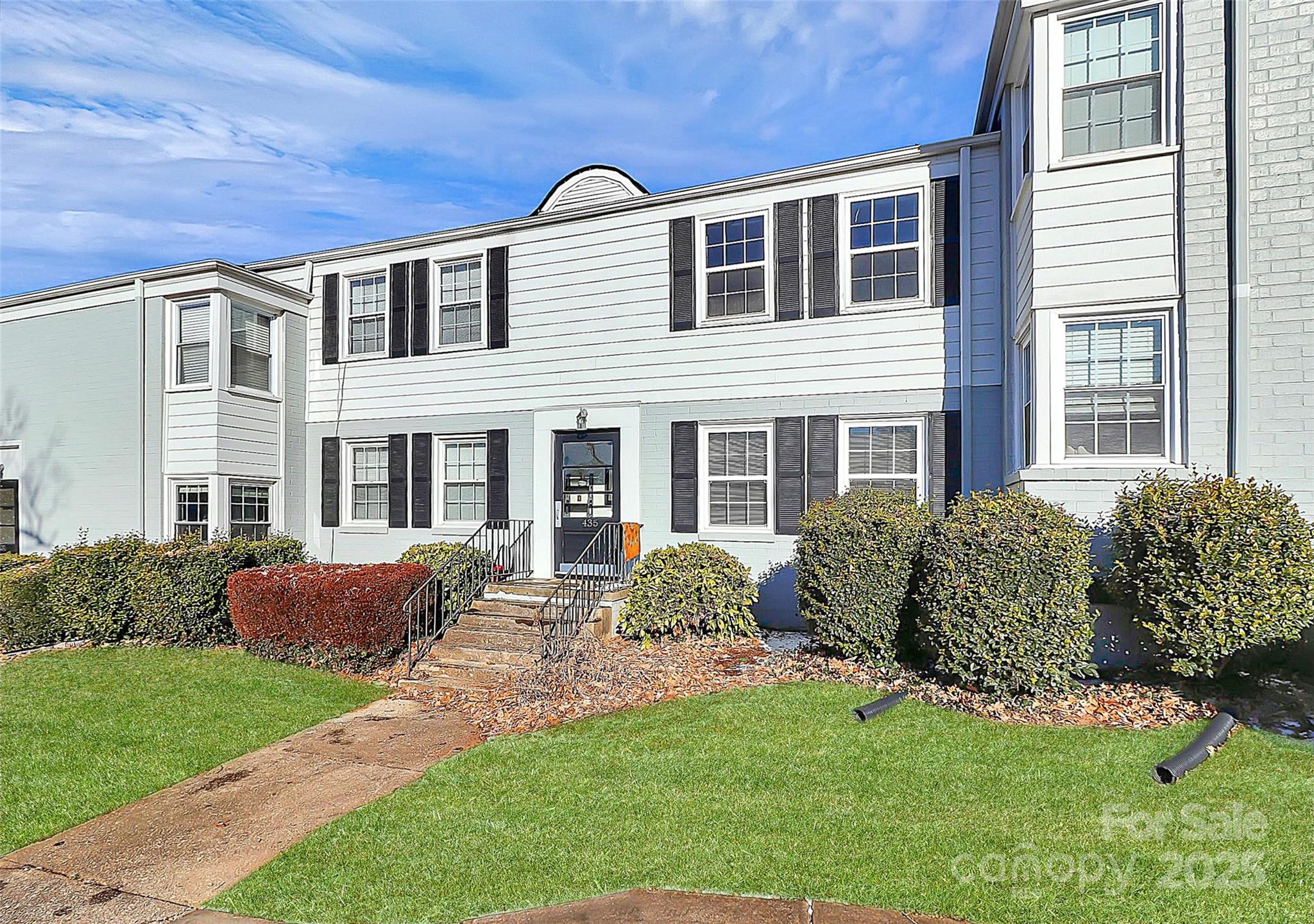 435 Wakefield Drive Unit: B