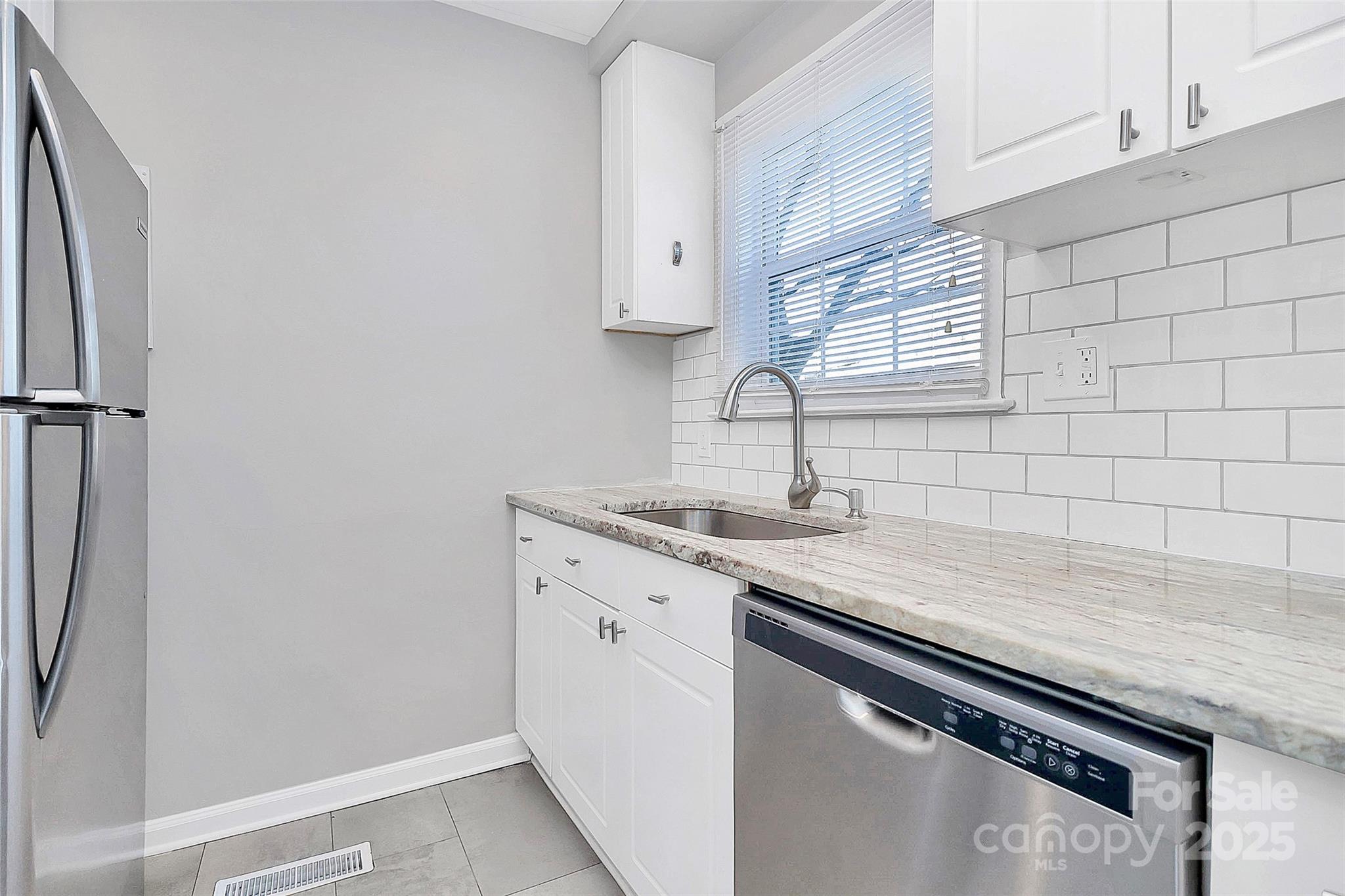 435 Wakefield Drive Unit: B