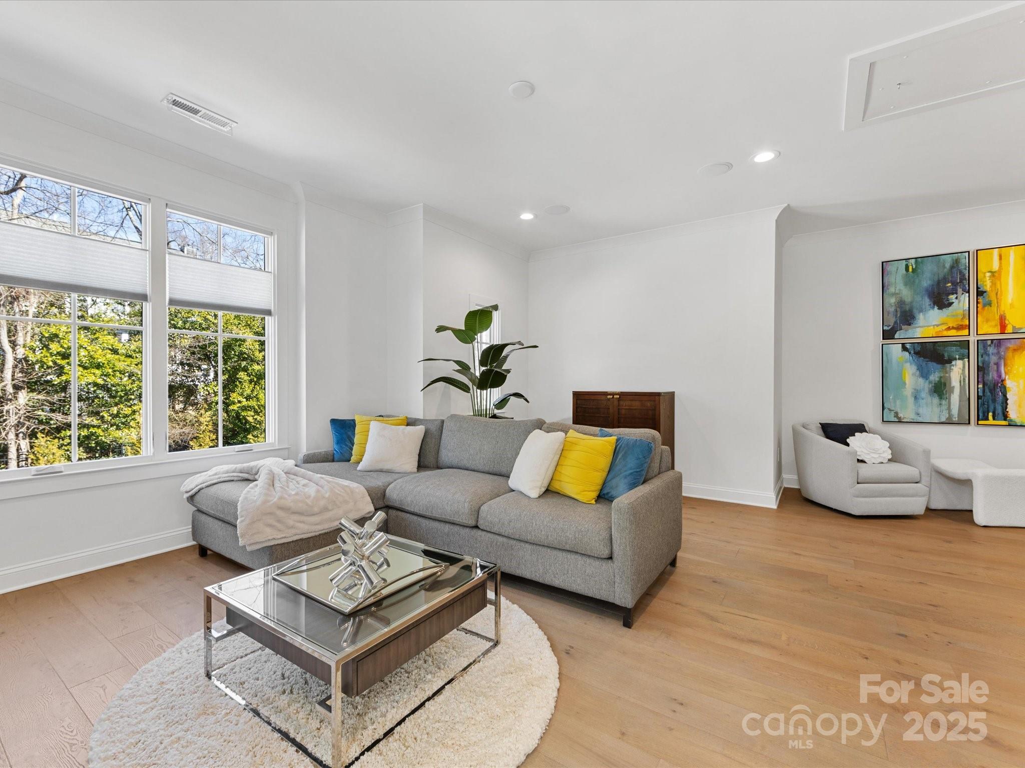 5706 Closeburn Road