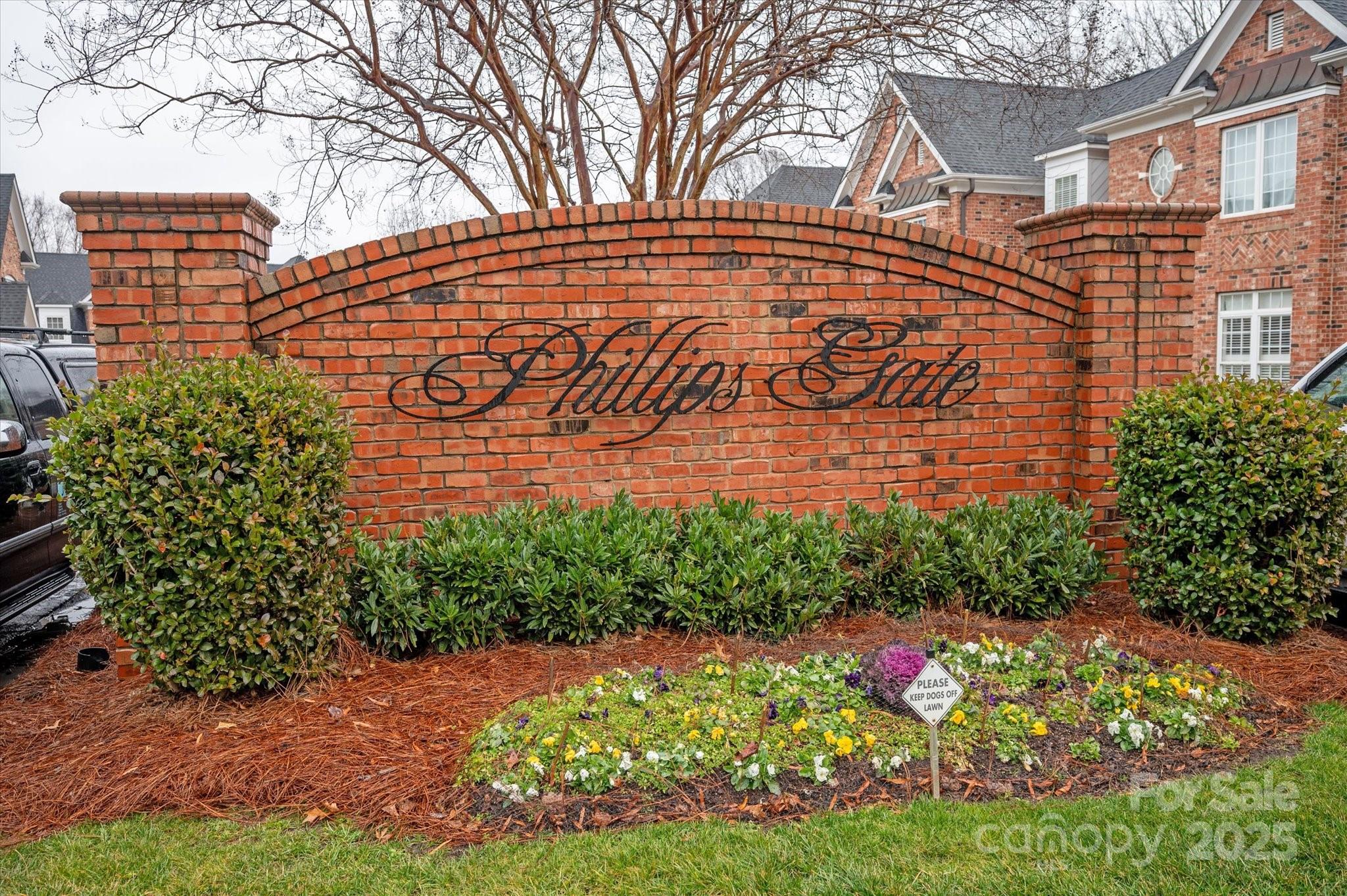 2715 Phillips Gate Drive
