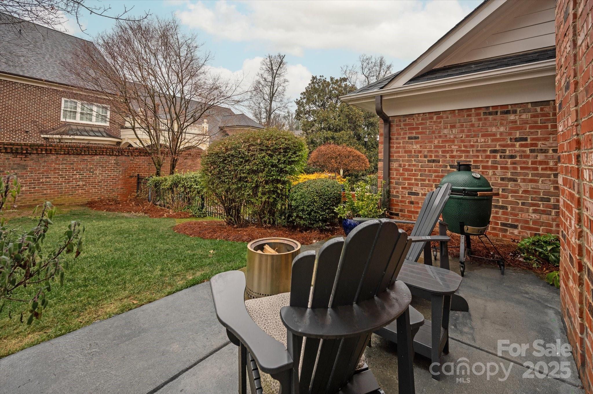 2715 Phillips Gate Drive