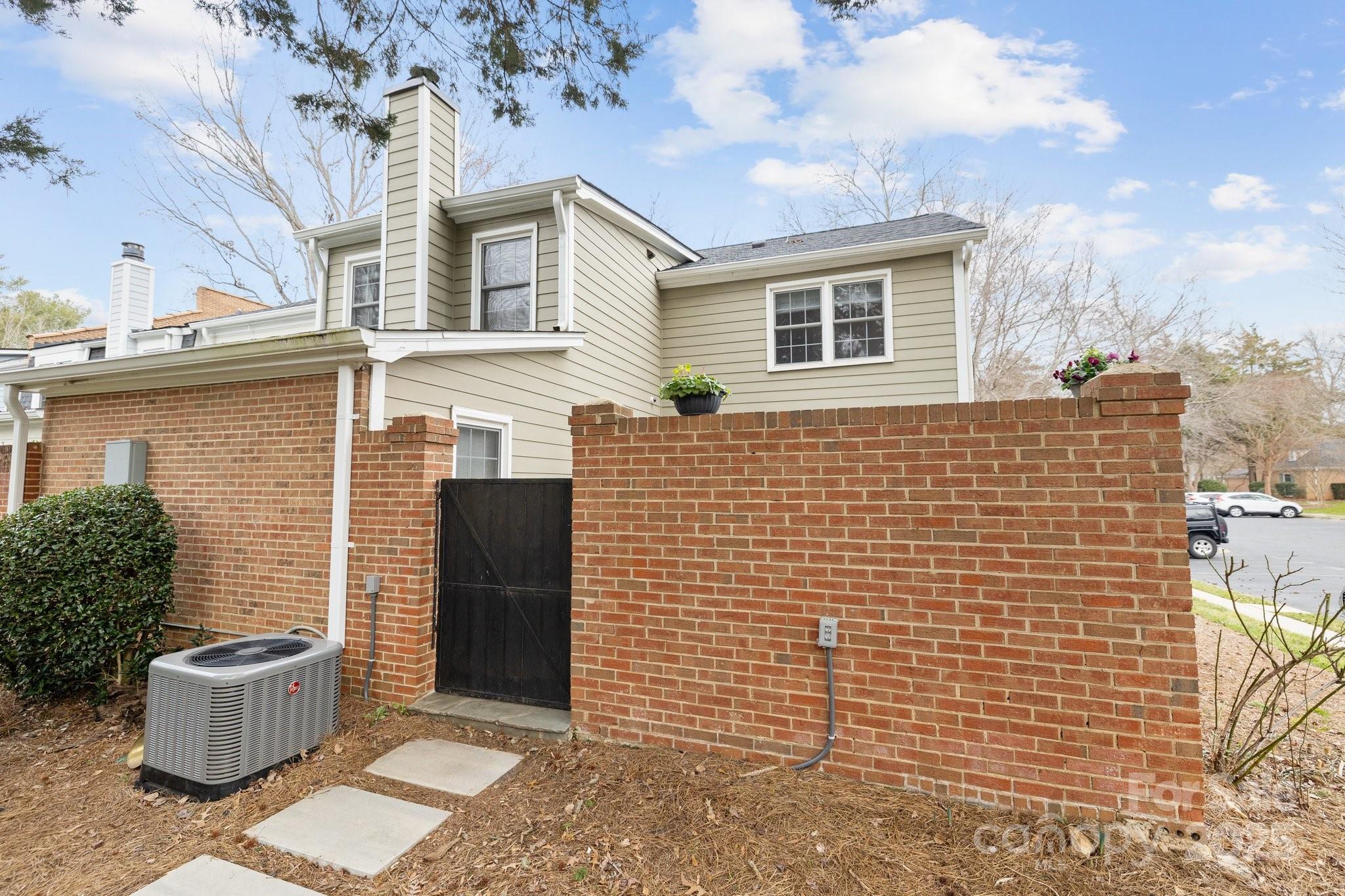 4334 Silo Lane