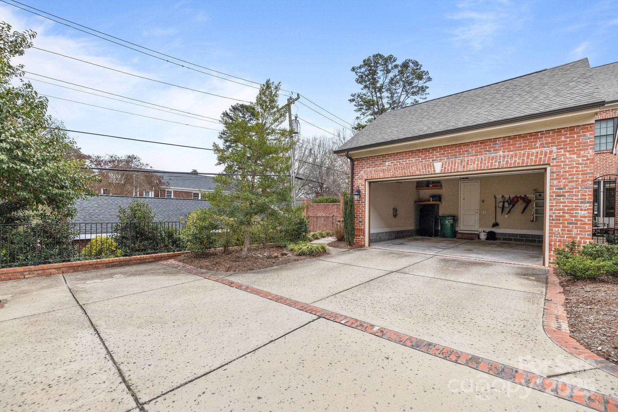 2218 Croydon Road