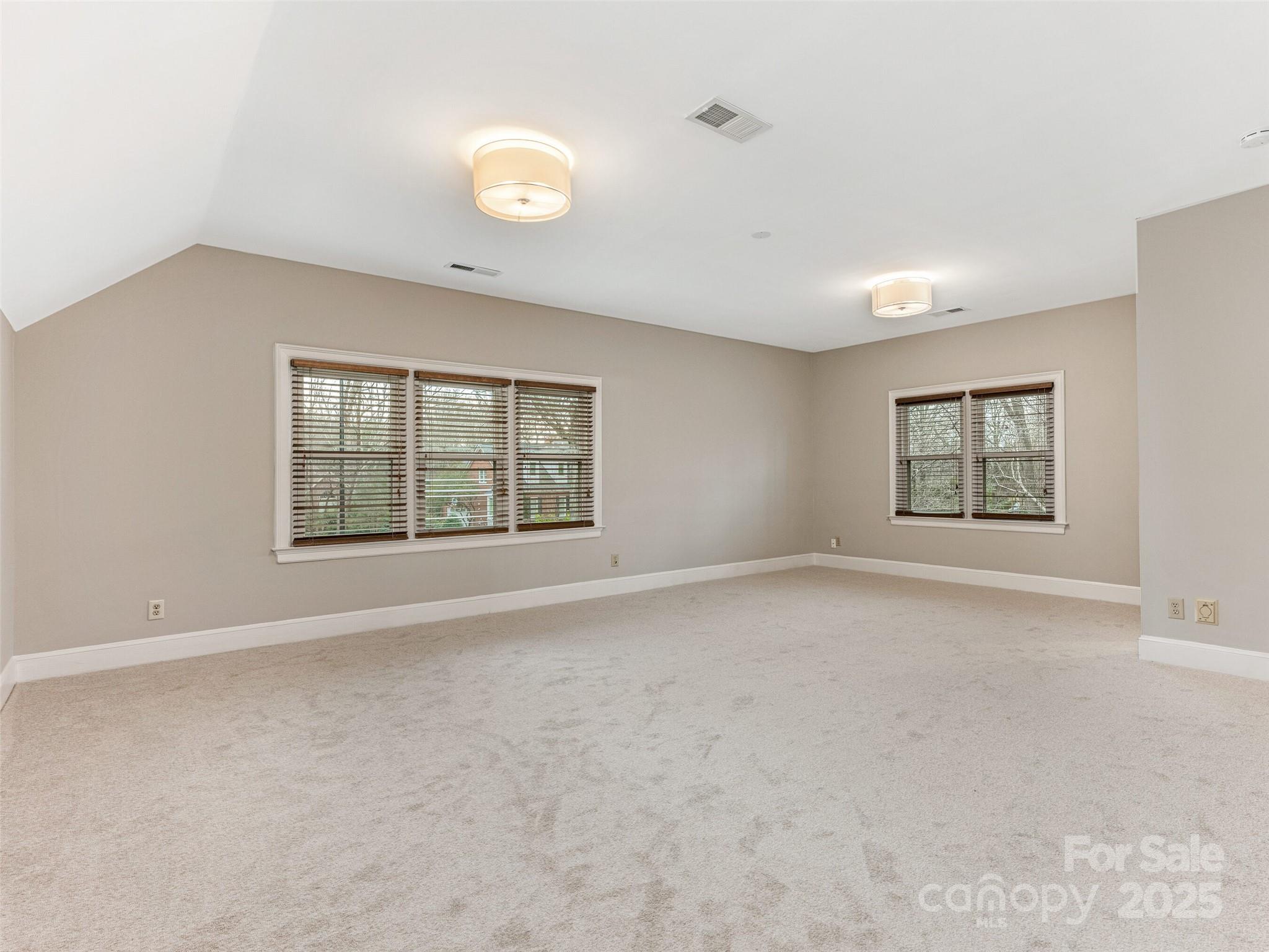 2540 Ballencourt Lane