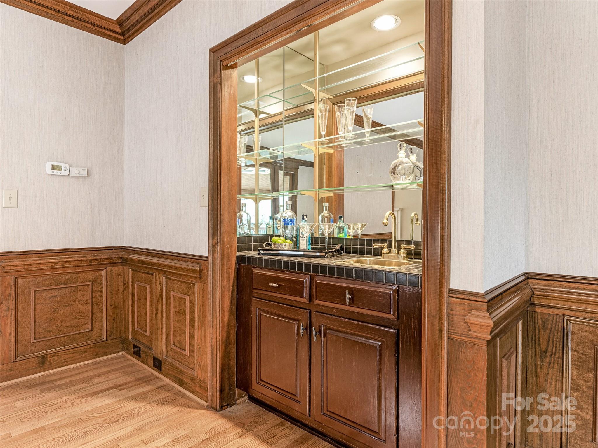 2540 Ballencourt Lane