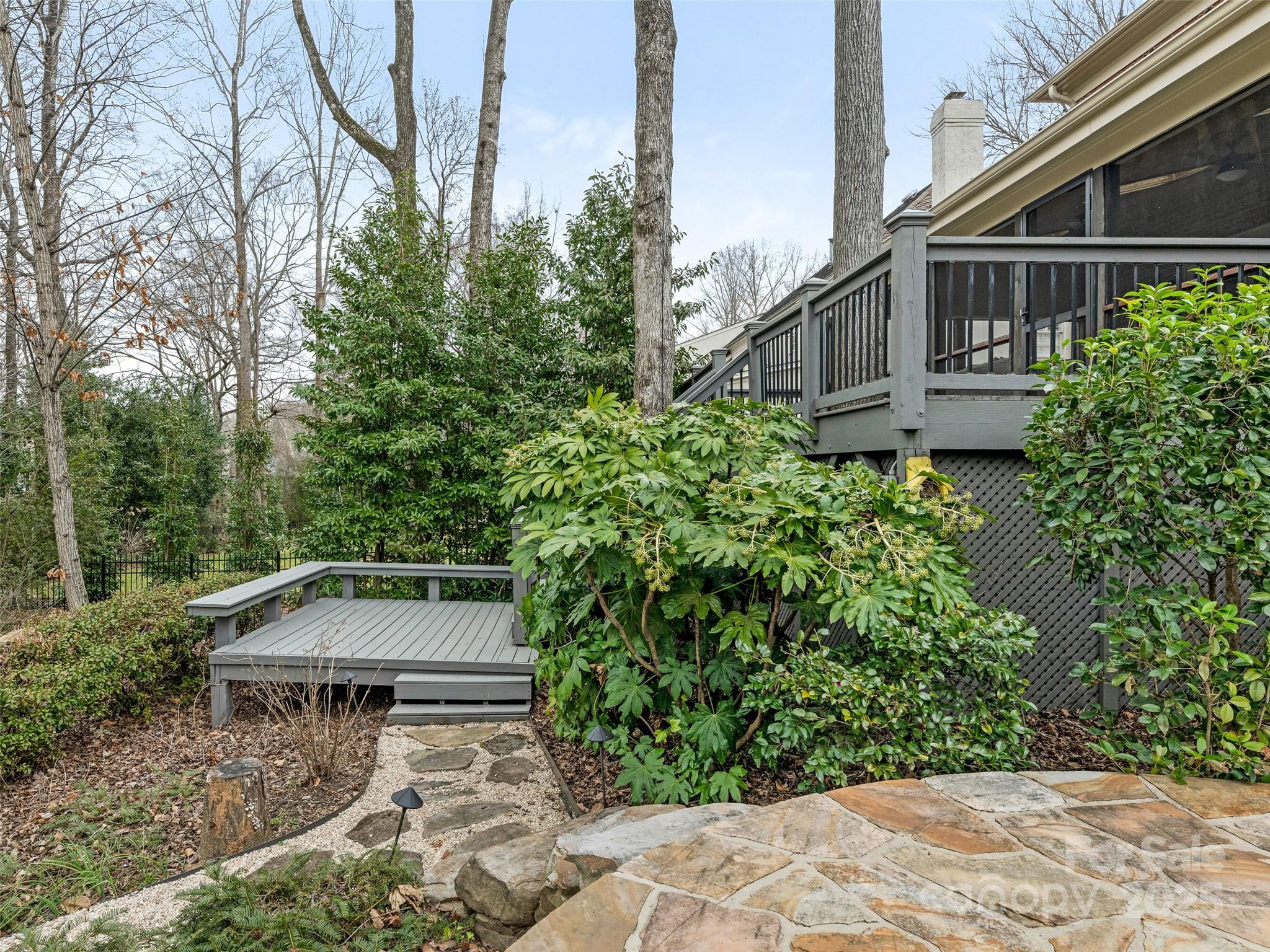 2540 Ballencourt Lane