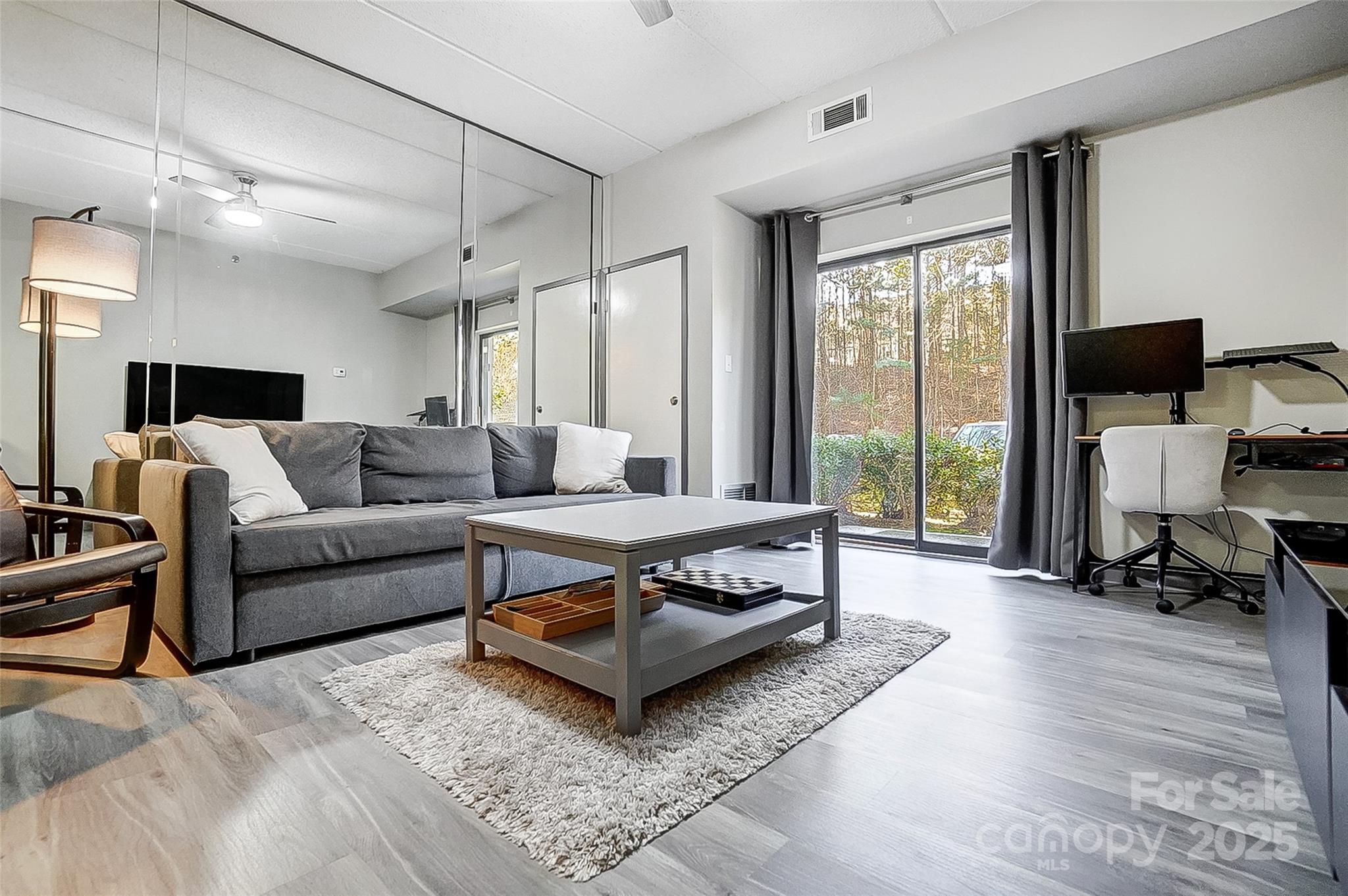 211 Heritage Boulevard Unit: 111