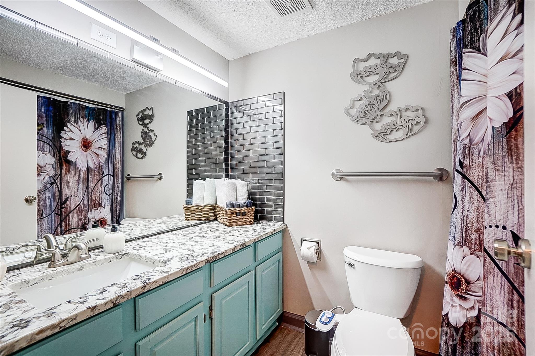 211 Heritage Boulevard Unit: 111