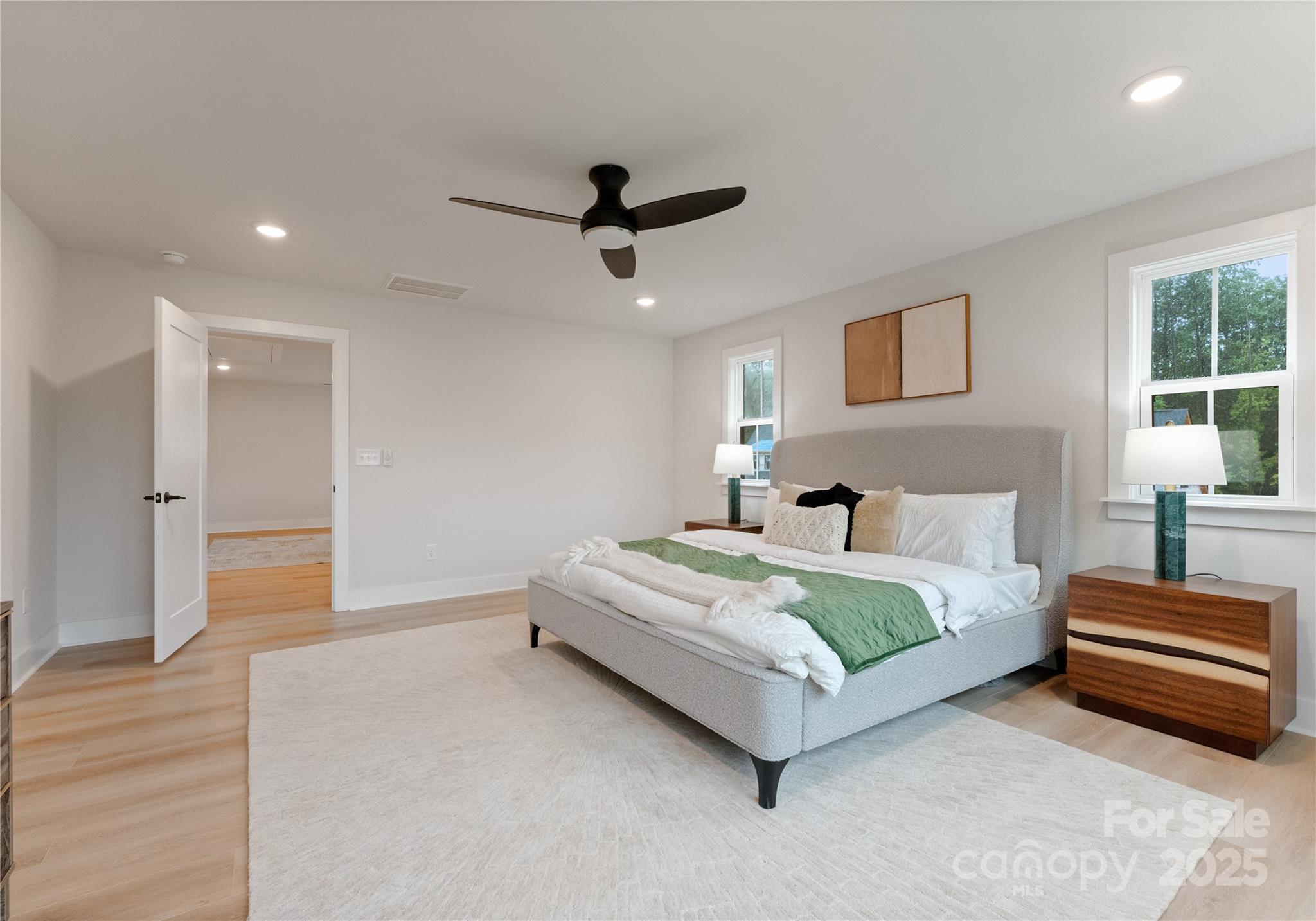 3021 Kinger Lane