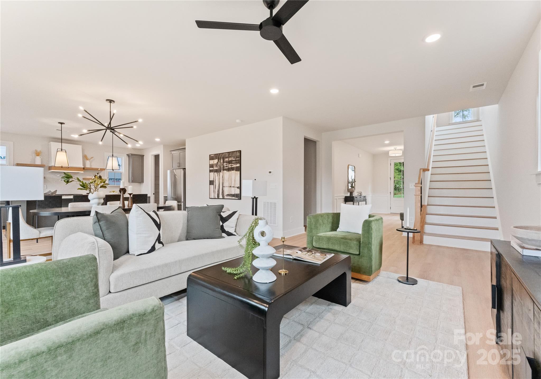 3021 Kinger Lane