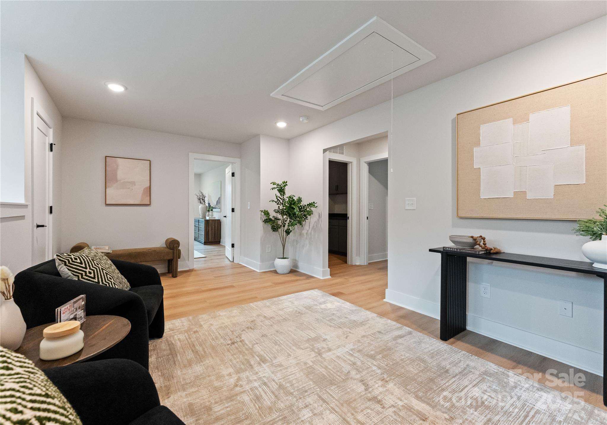 3021 Kinger Lane