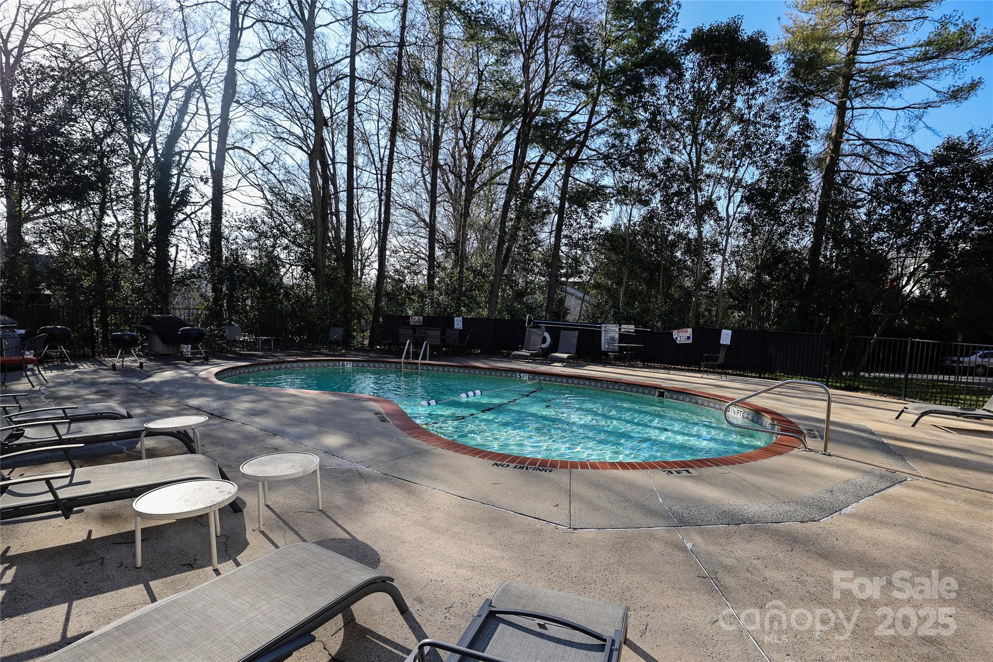 2501 Roswell Avenue Unit: 303