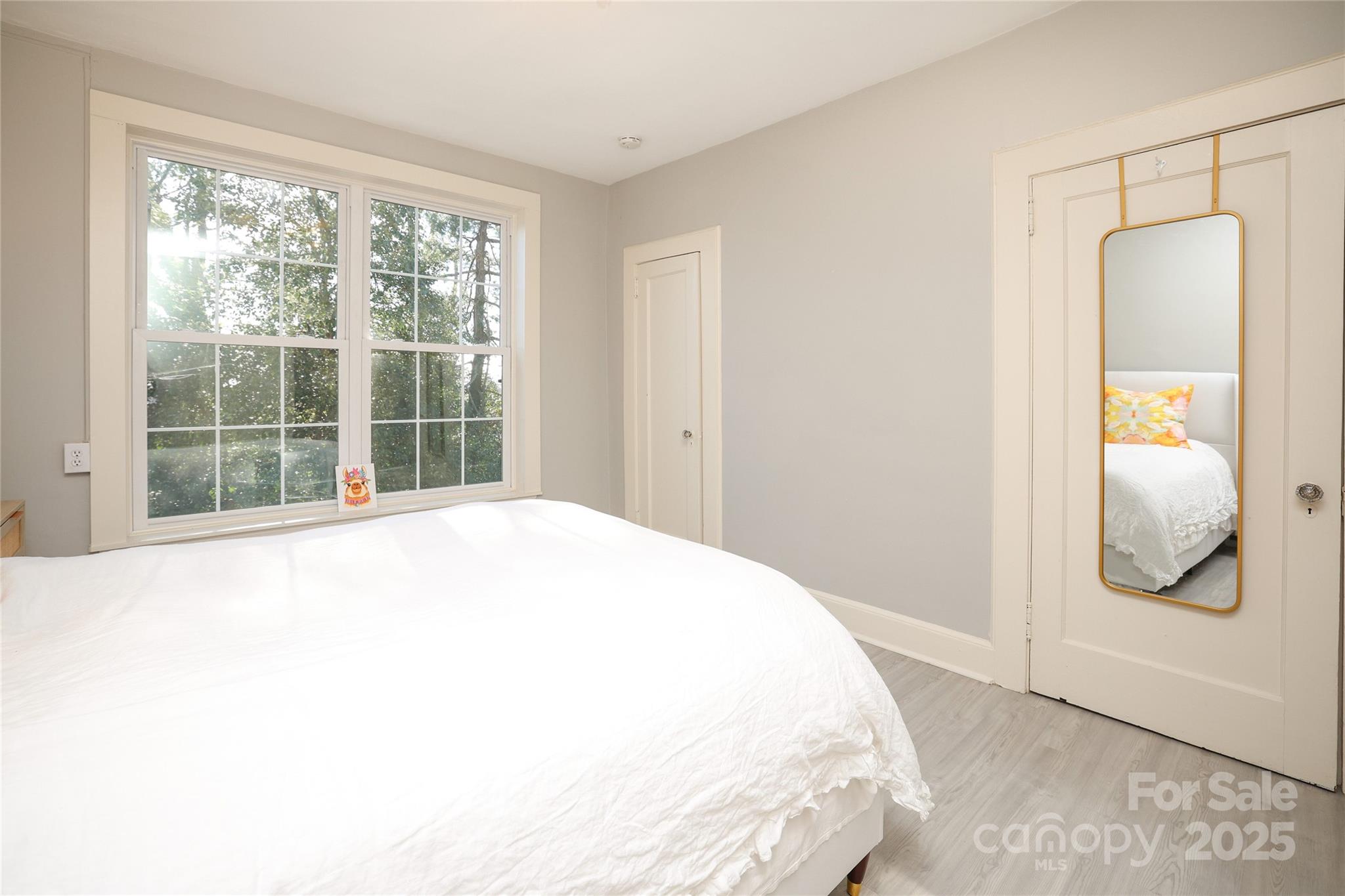 2501 Roswell Avenue Unit: 303