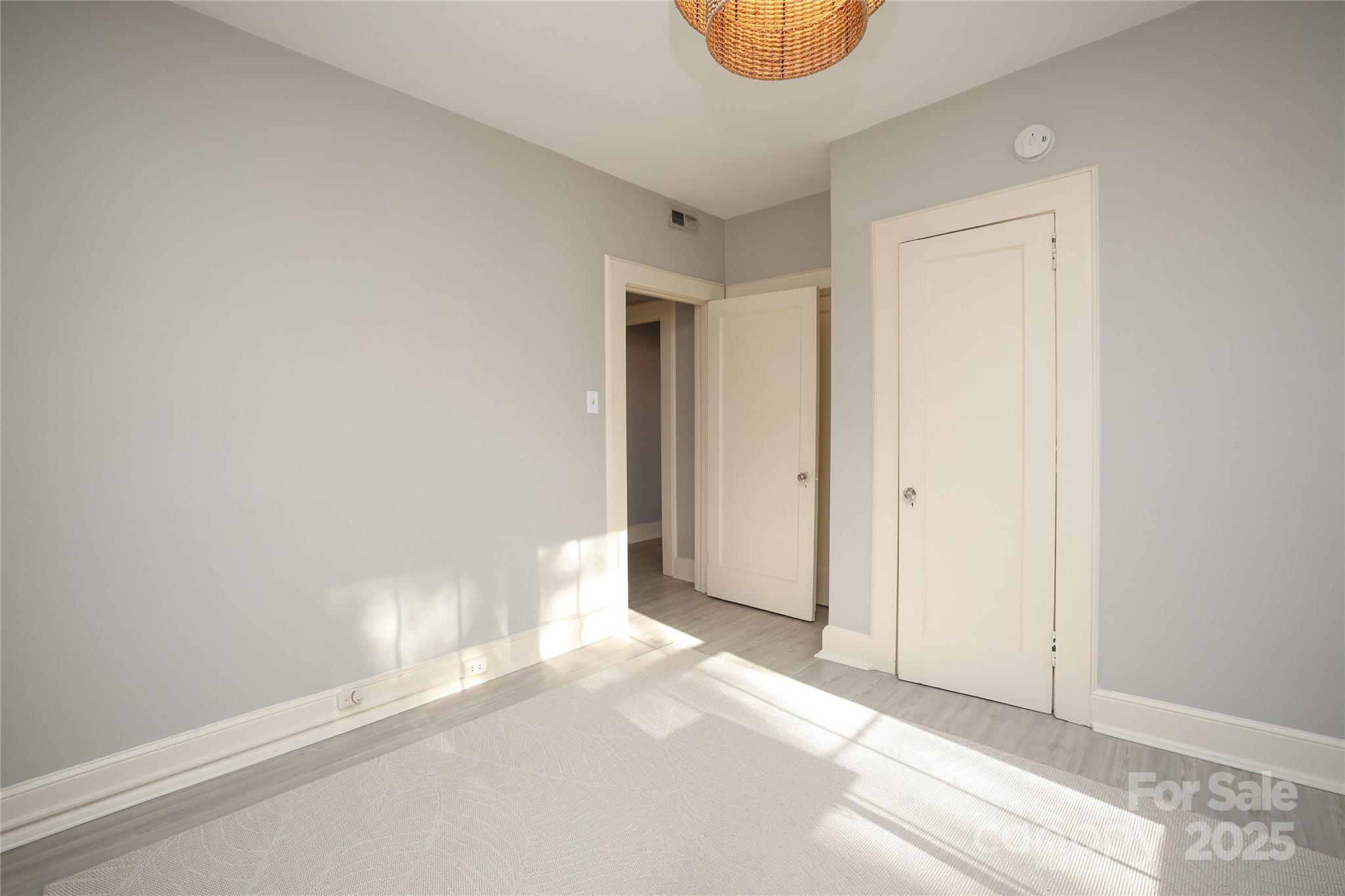 2501 Roswell Avenue Unit: 303