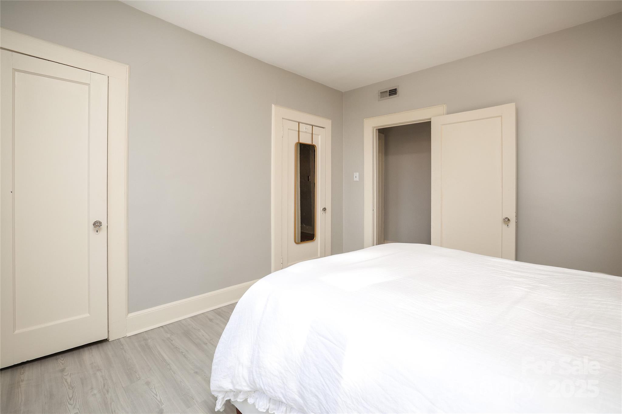 2501 Roswell Avenue Unit: 303
