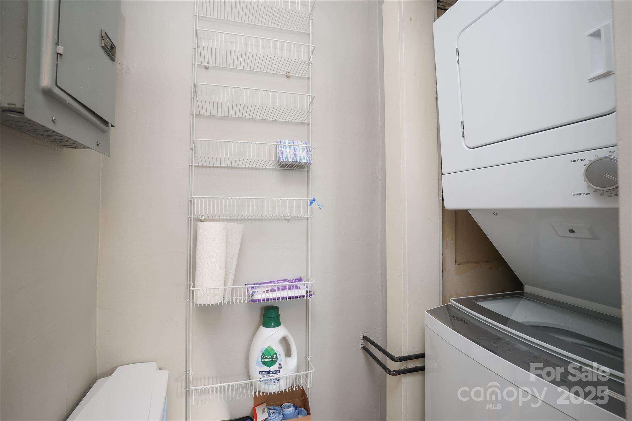 2501 Roswell Avenue Unit: 303