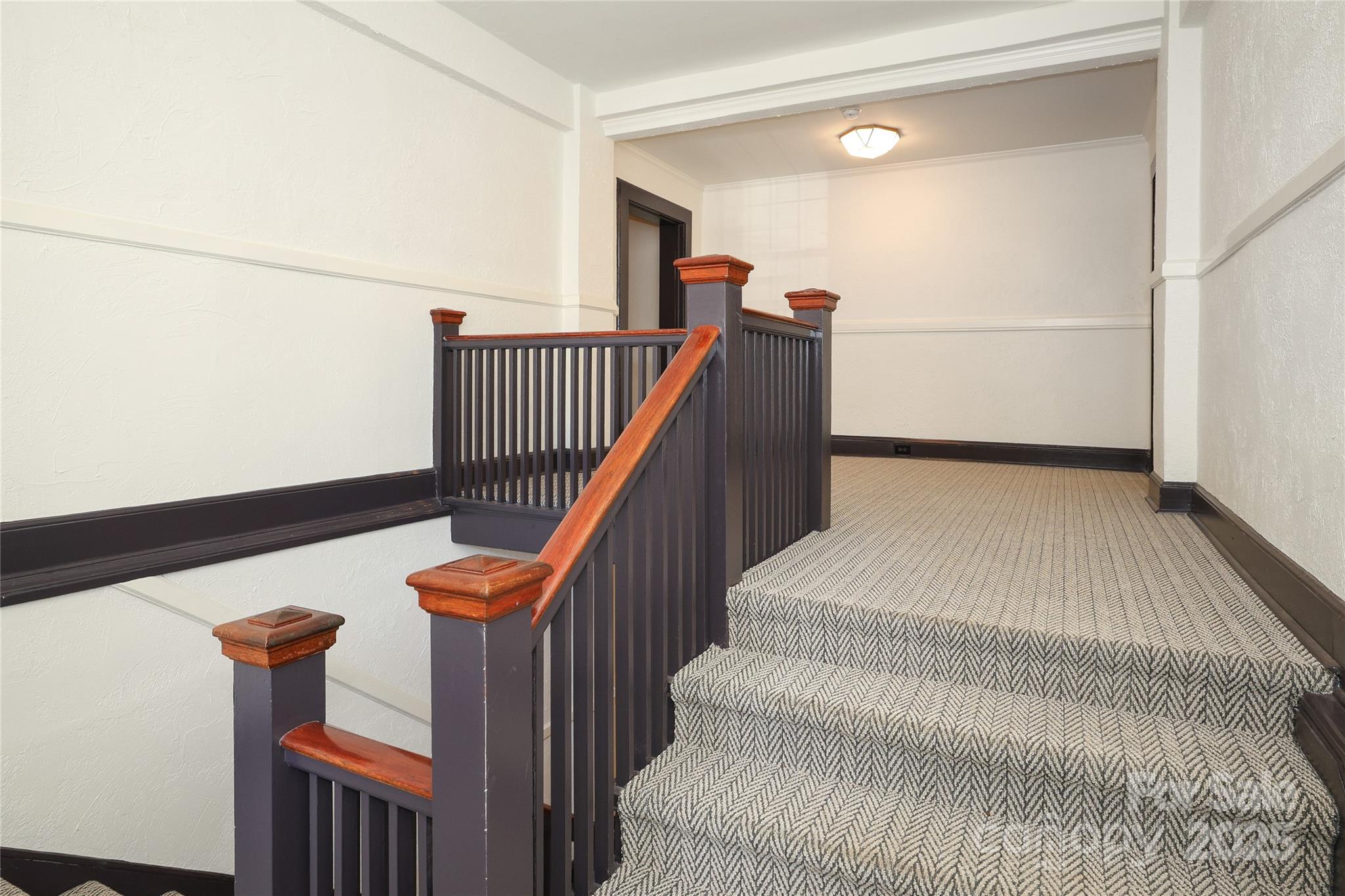 2501 Roswell Avenue Unit: 303