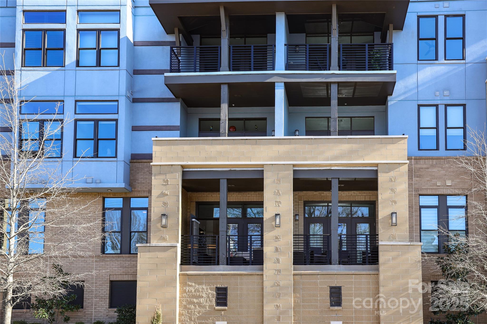 2401 Euclid Avenue Unit: 110