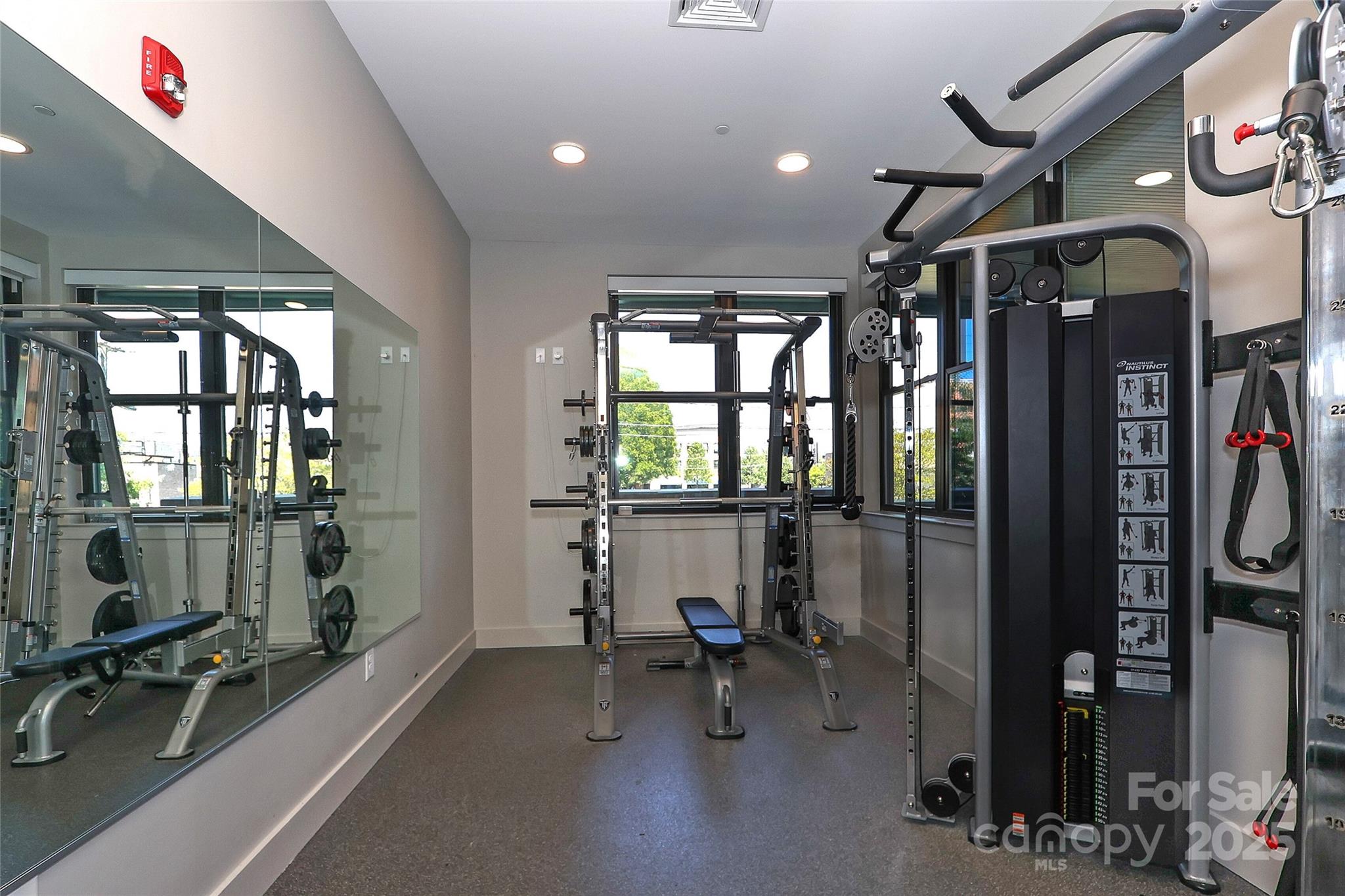 2401 Euclid Avenue Unit: 110