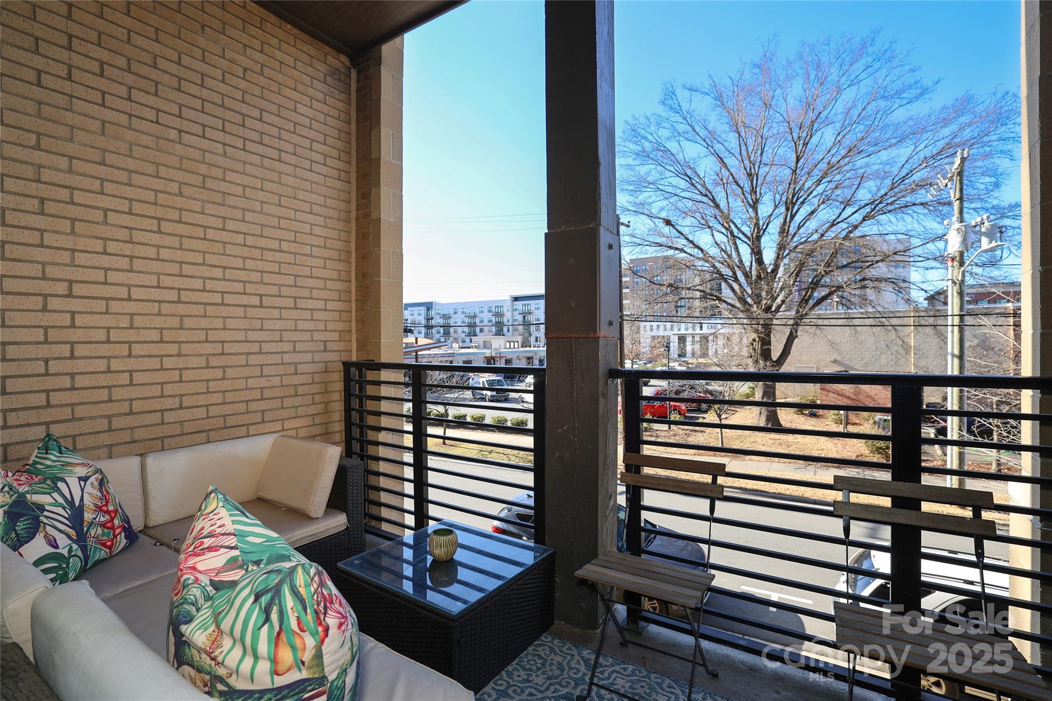2401 Euclid Avenue Unit: 110