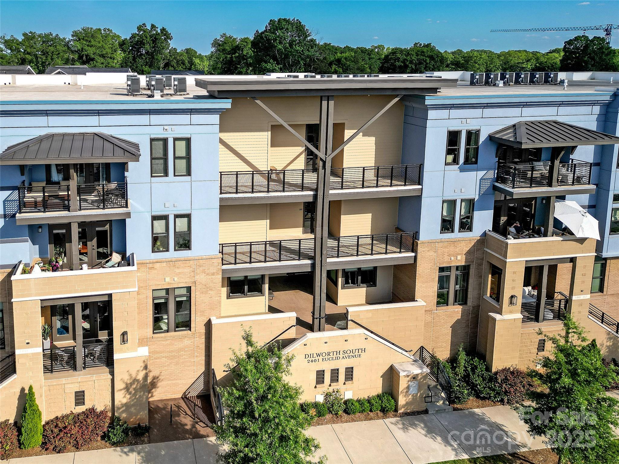 2401 Euclid Avenue Unit: 110