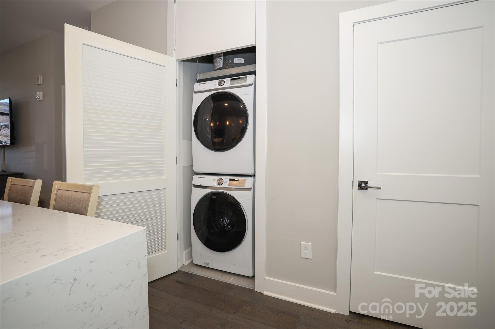 2401 Euclid Avenue Unit: 110