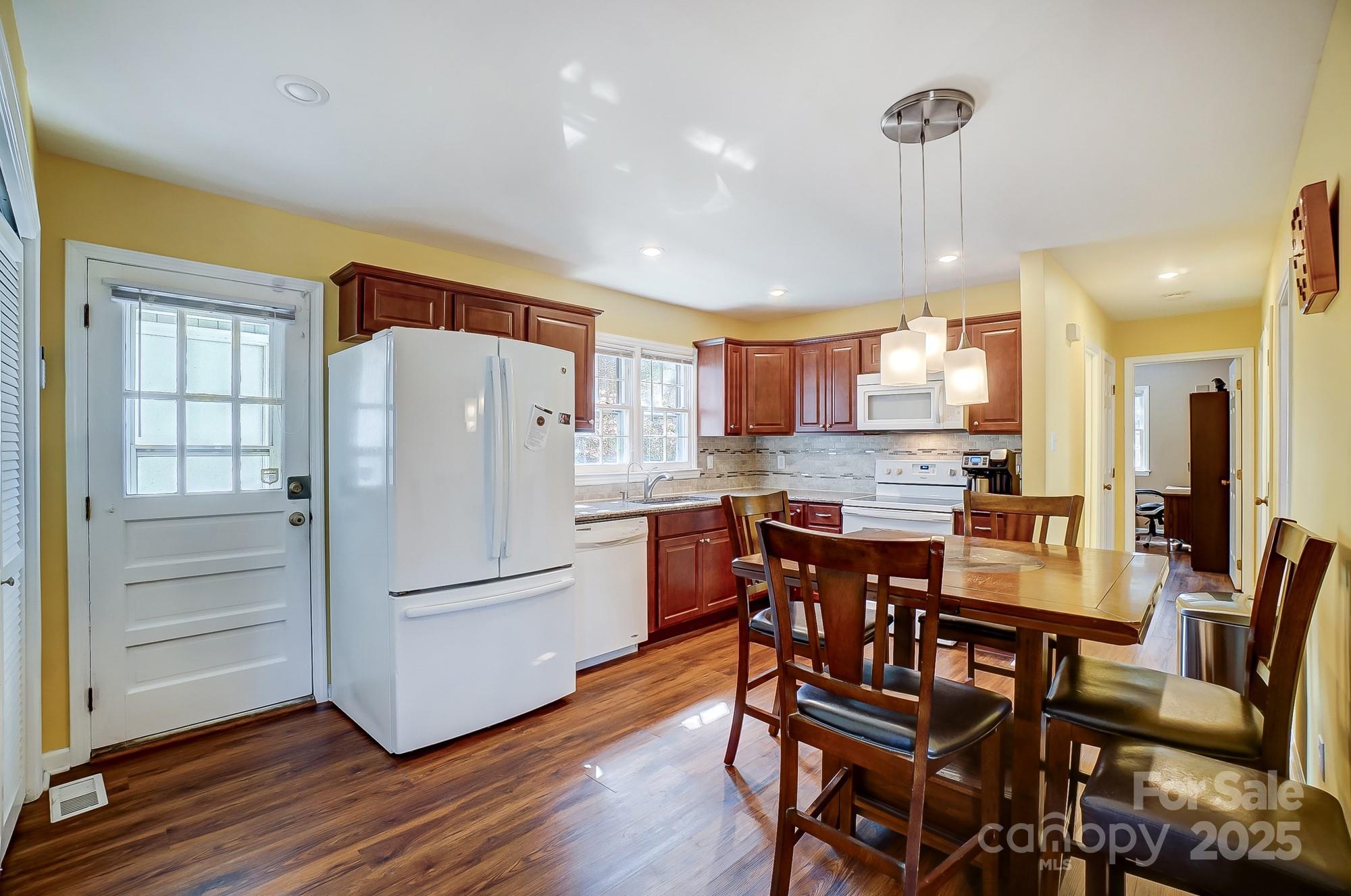 7707 Ritter Drive