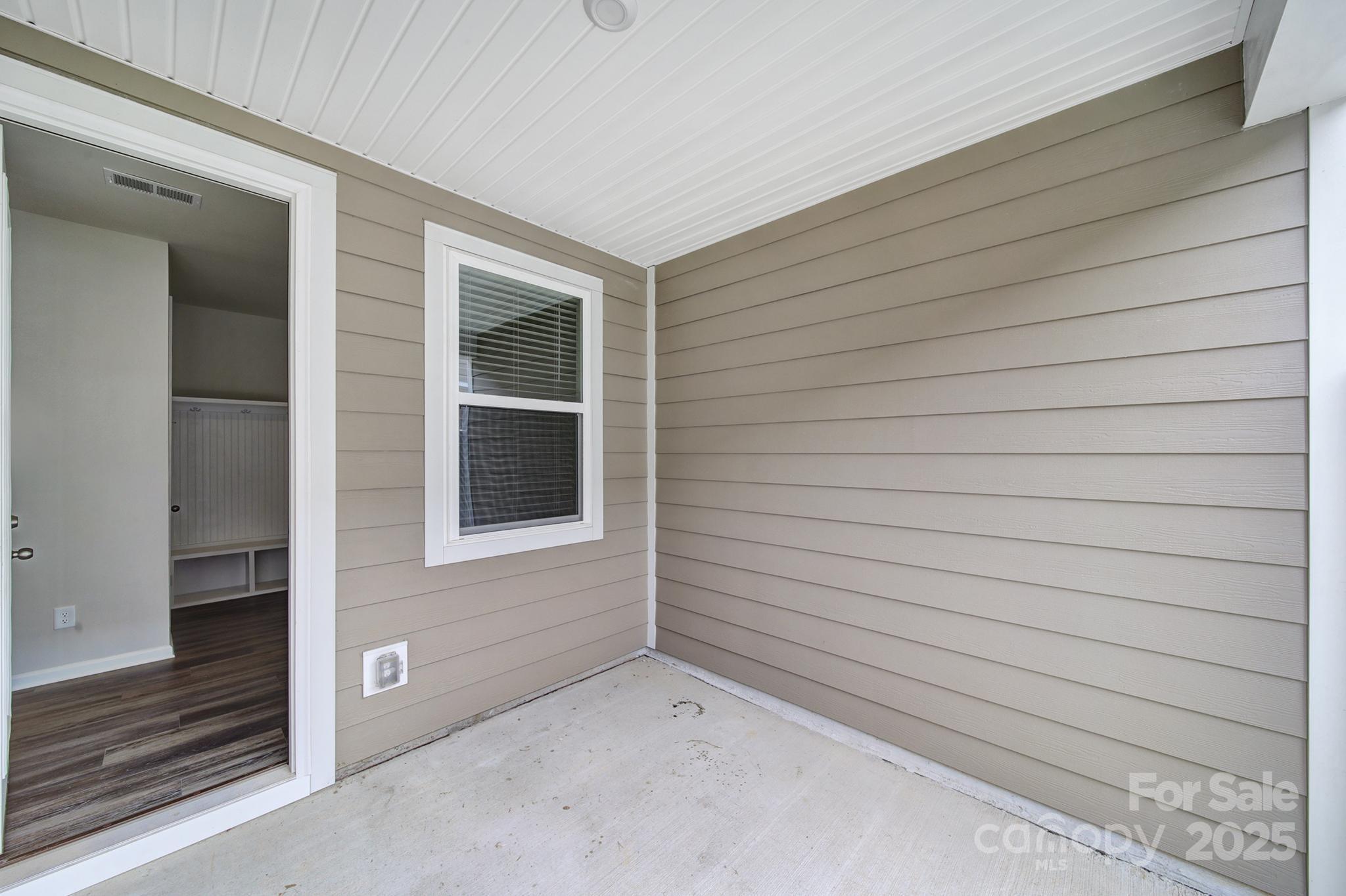 432 Burr Street