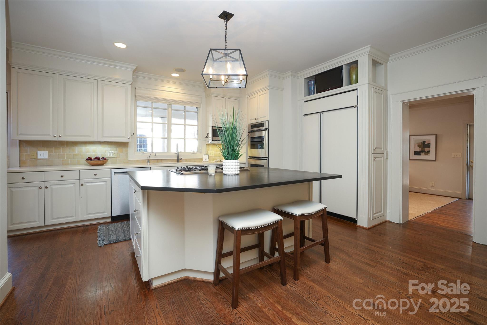 258 Fenton Place