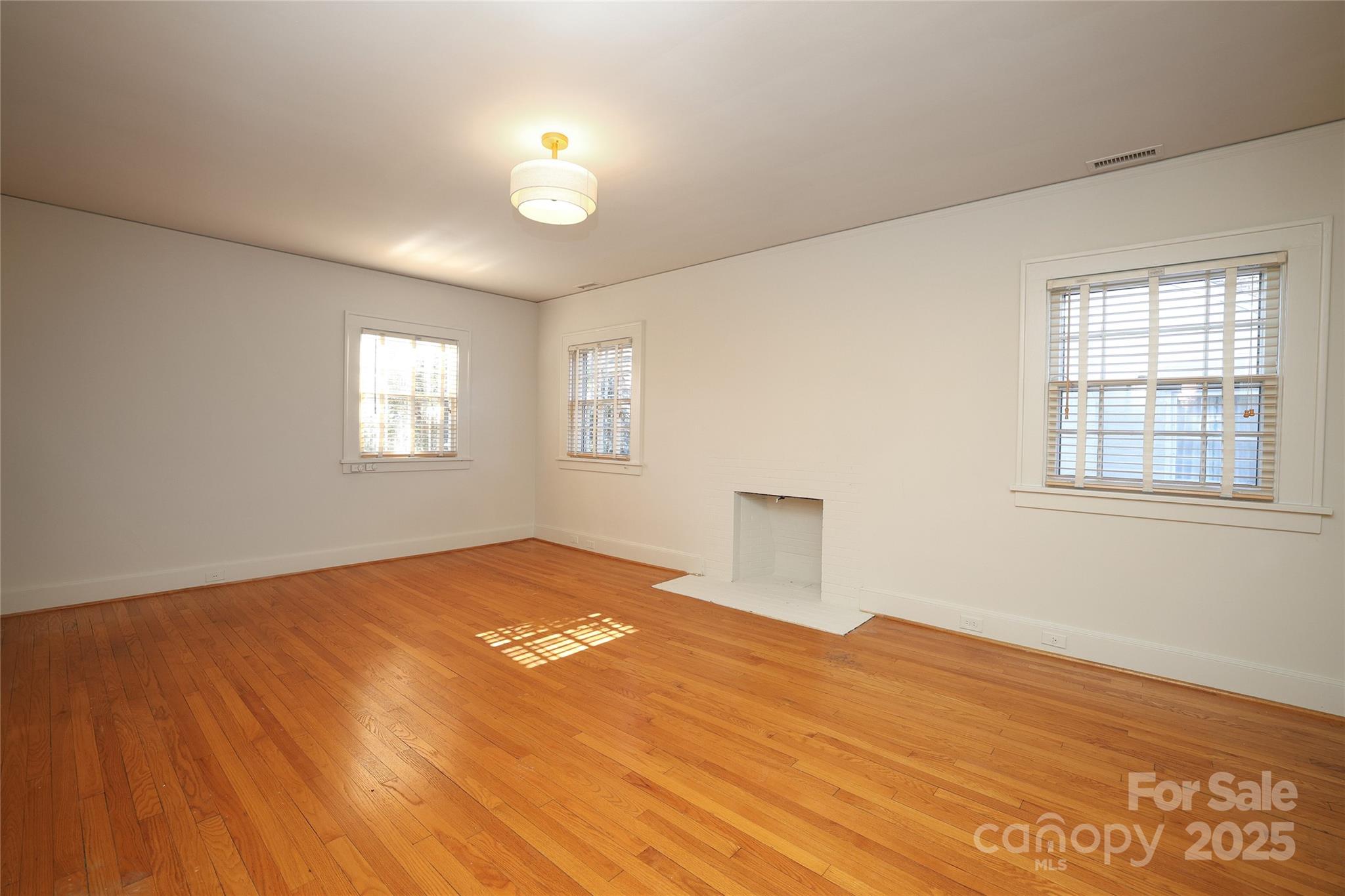 258 Fenton Place