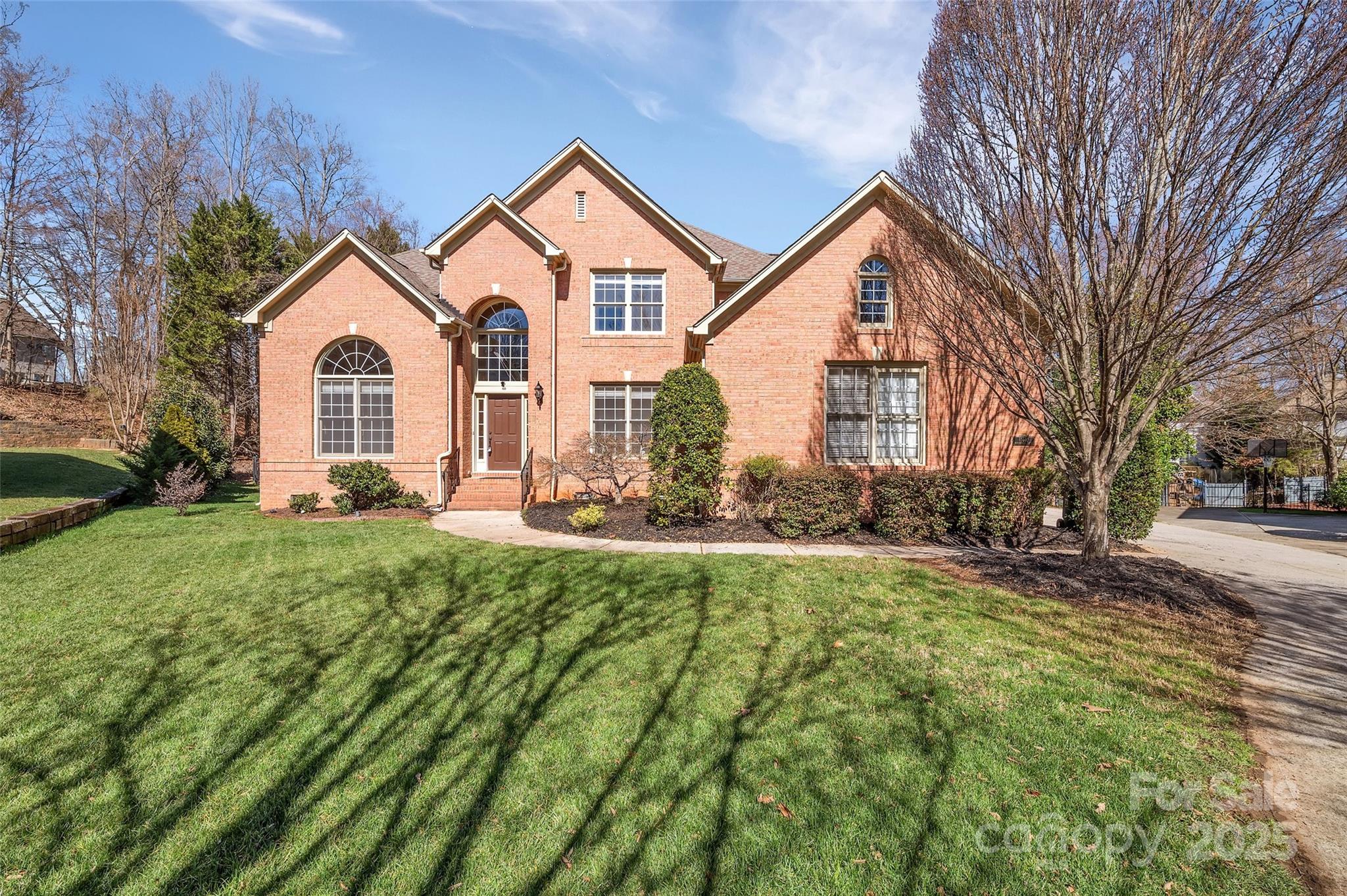 11402 Bloomfield Drive