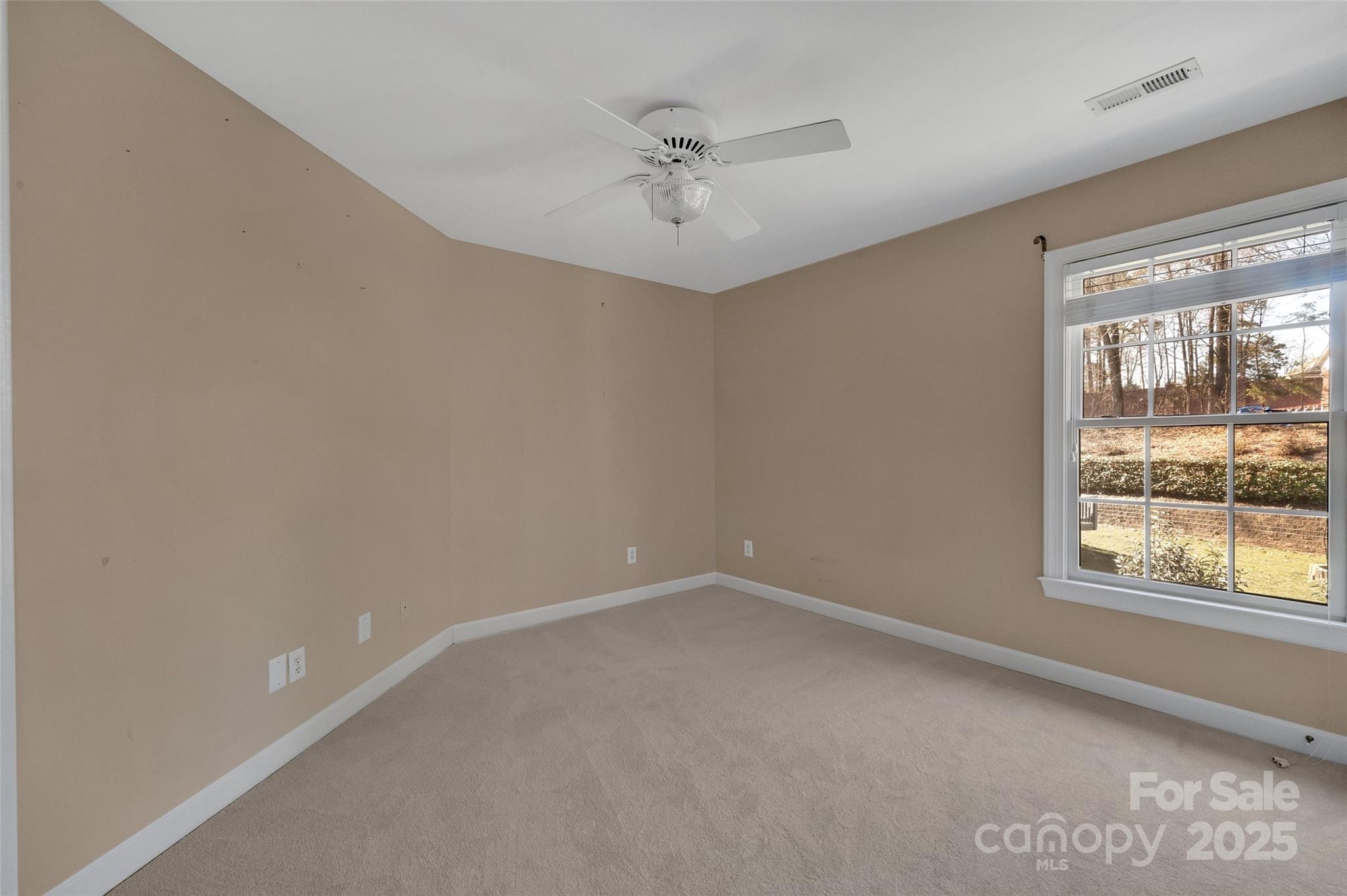 11402 Bloomfield Drive
