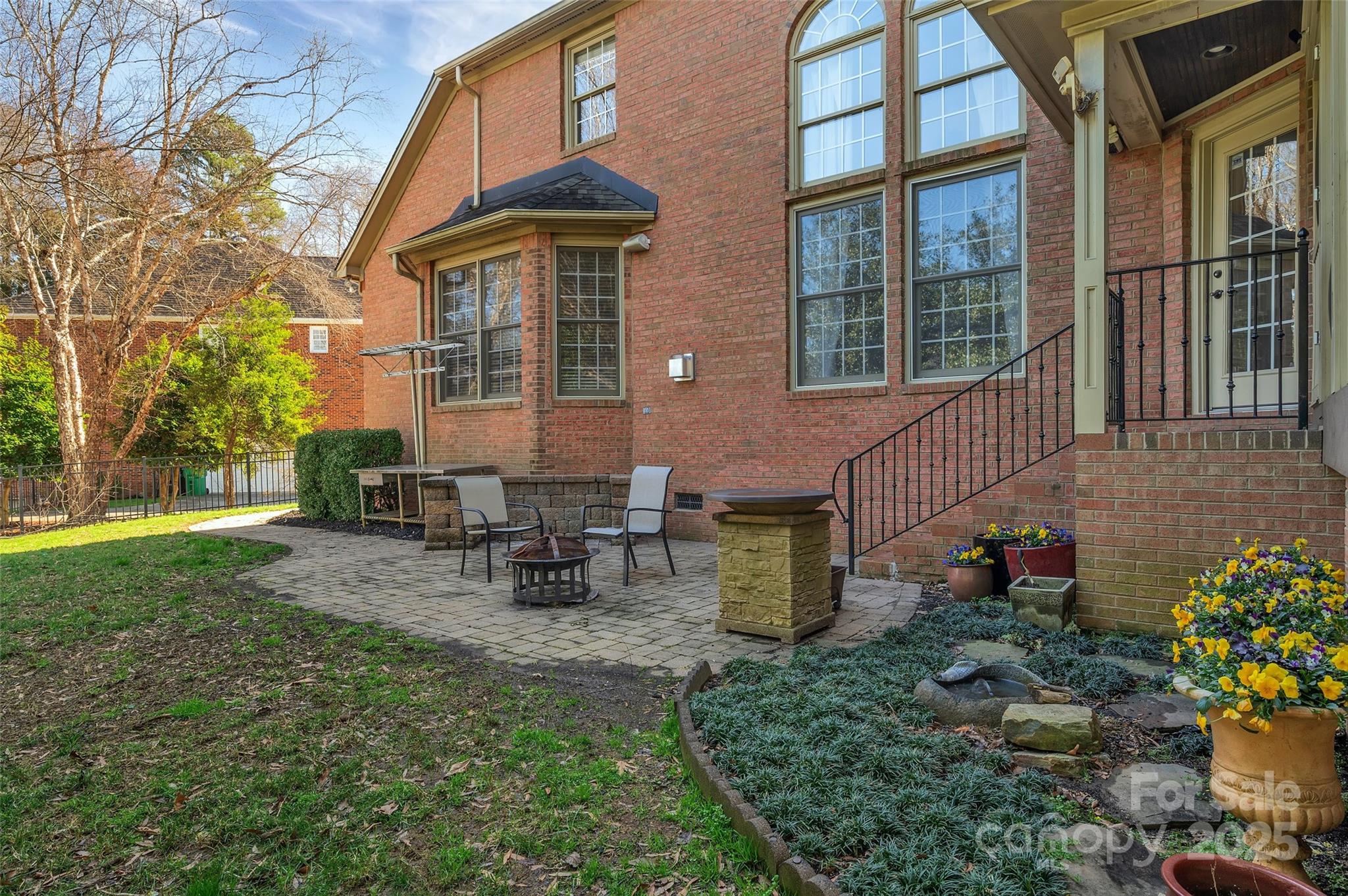 11402 Bloomfield Drive