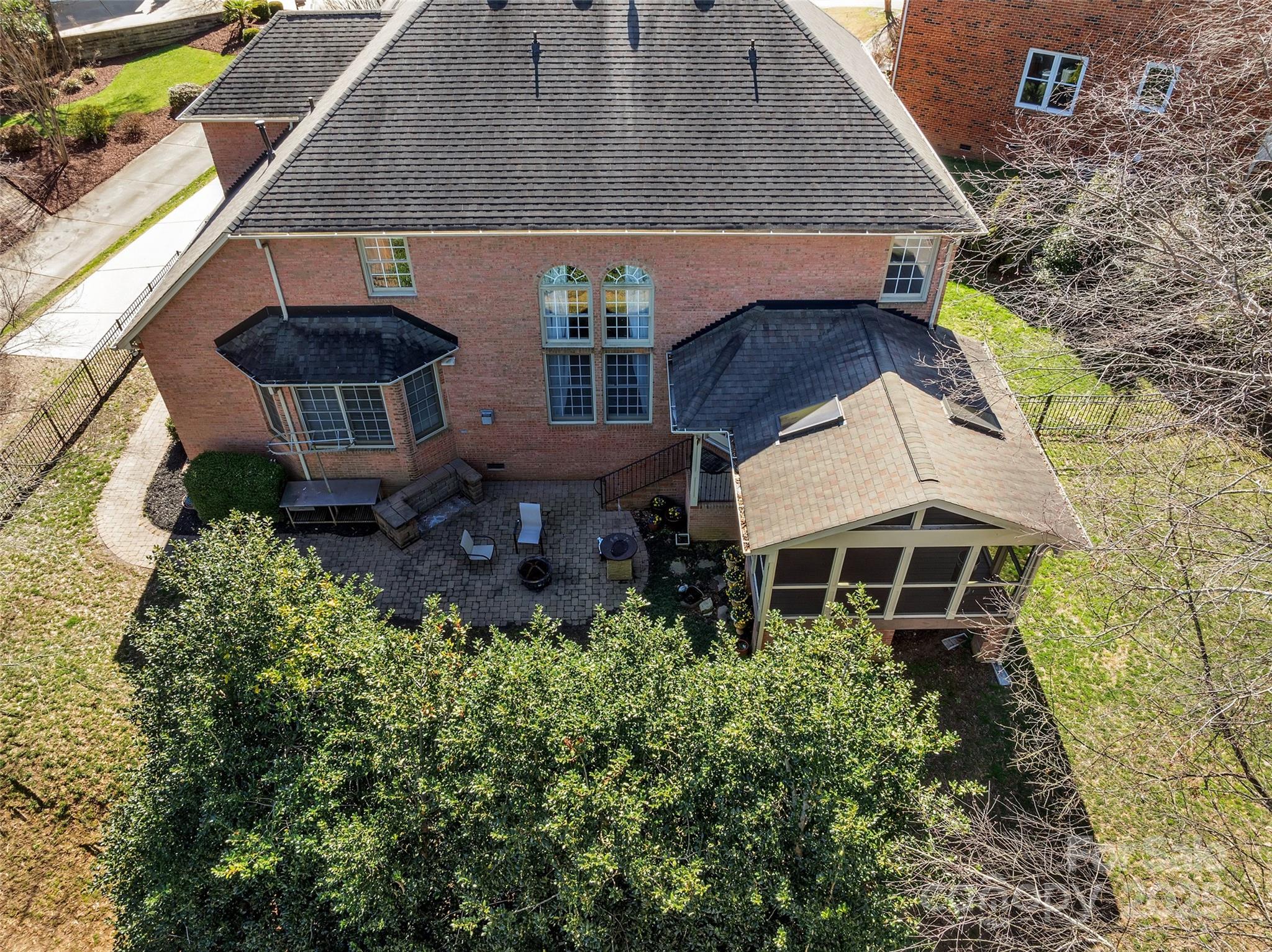 11402 Bloomfield Drive