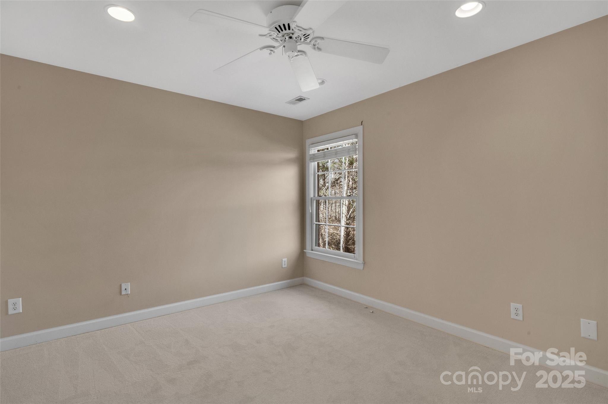 11402 Bloomfield Drive