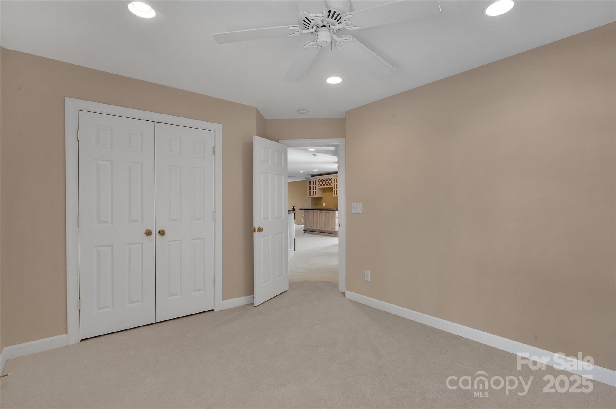 11402 Bloomfield Drive