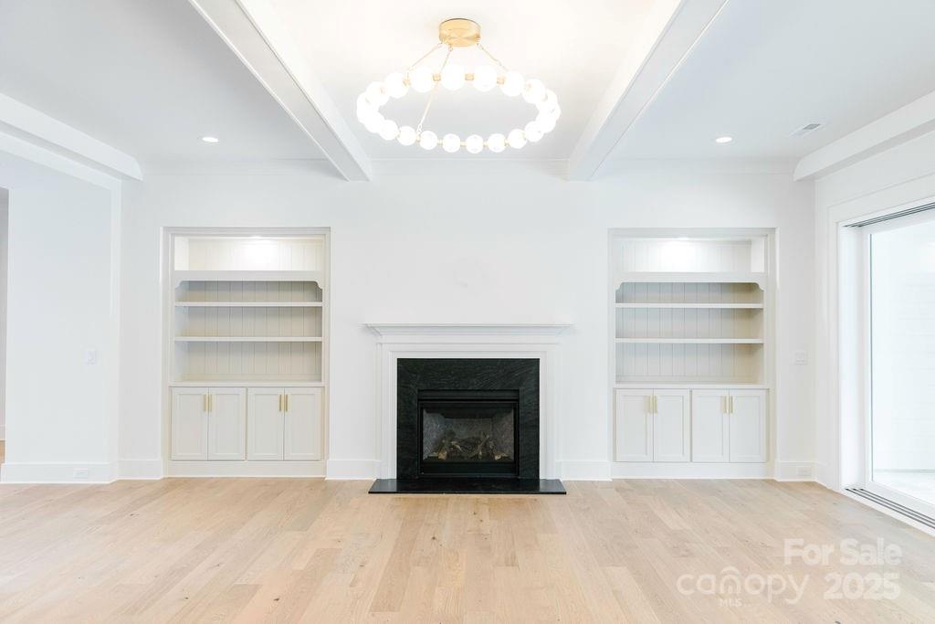 722 Hillside Avenue